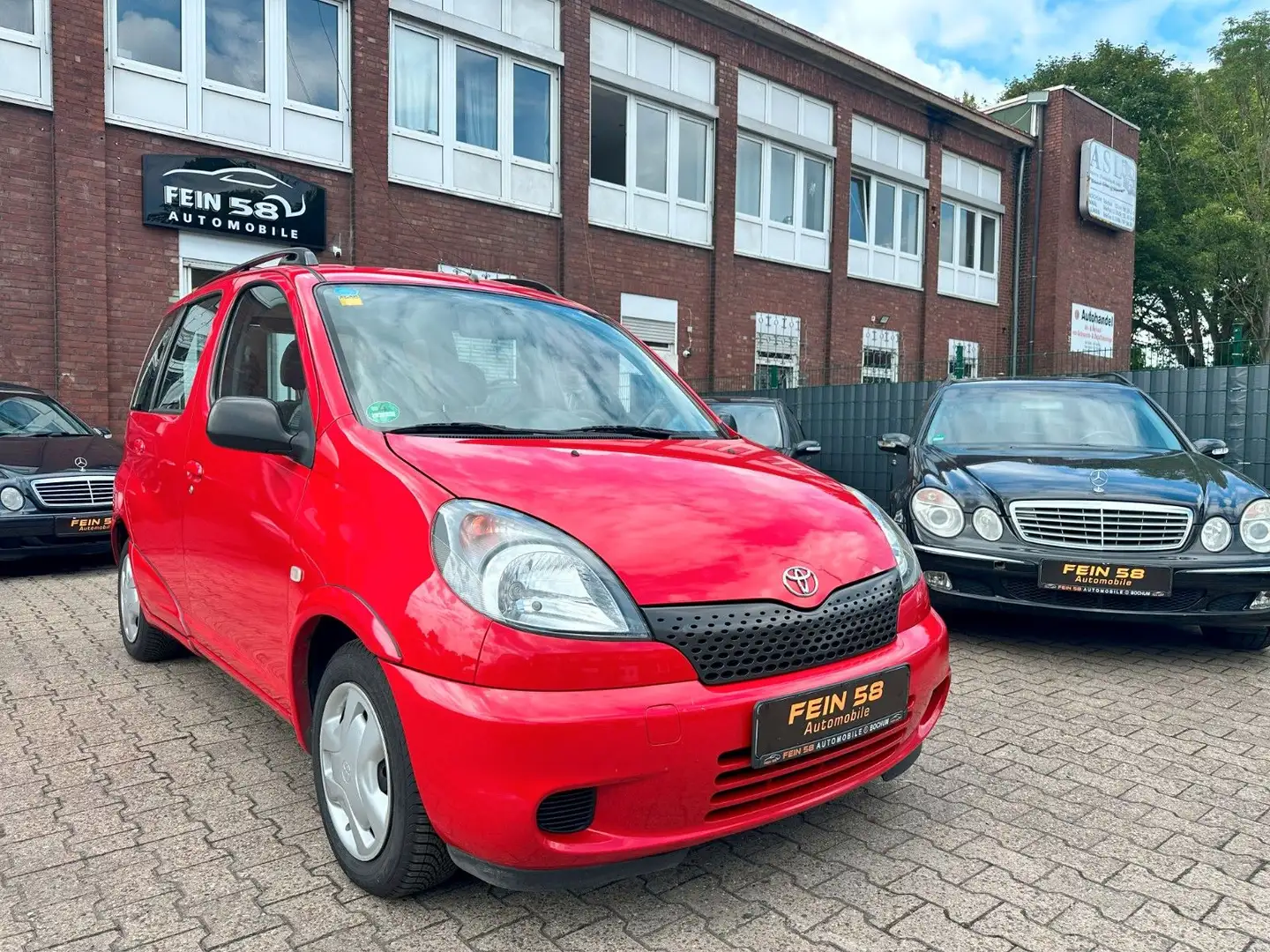 Toyota Yaris 1.3 Linea Luna Auto,1.Hand,HU/AU NEU - 1