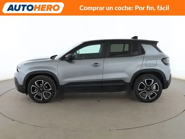 Jeep Avenger view 3