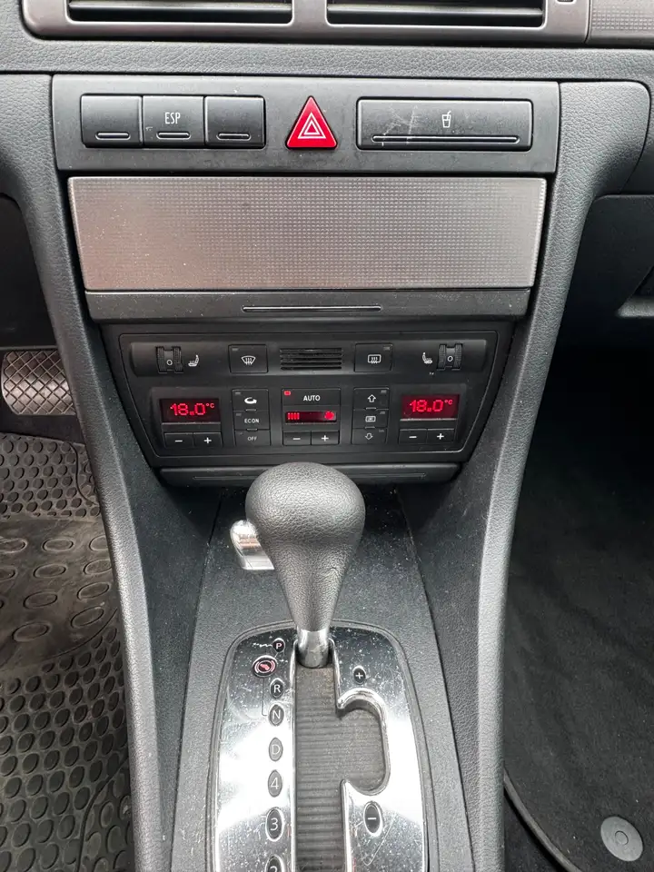 Audi A6 V6 grüne Umweltplakette Sitzheizung Klimaautomatik TÜV 09/2028, foto 11