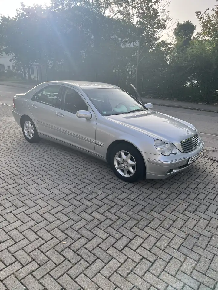 Mercedes-Benz C 200 Kompressor Elegance, foto 2