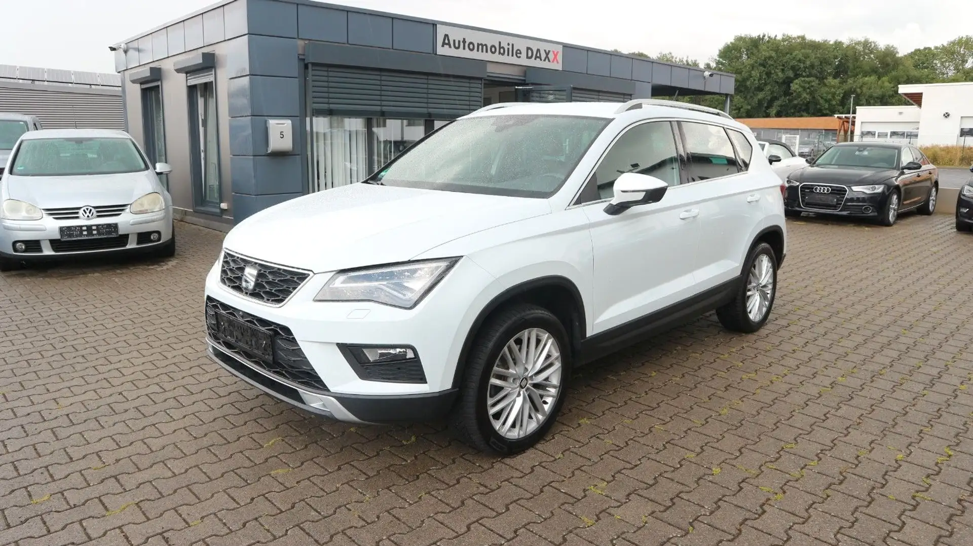 SEAT Ateca 2.0 TDI Xcellence 4Drive Blanc - 1