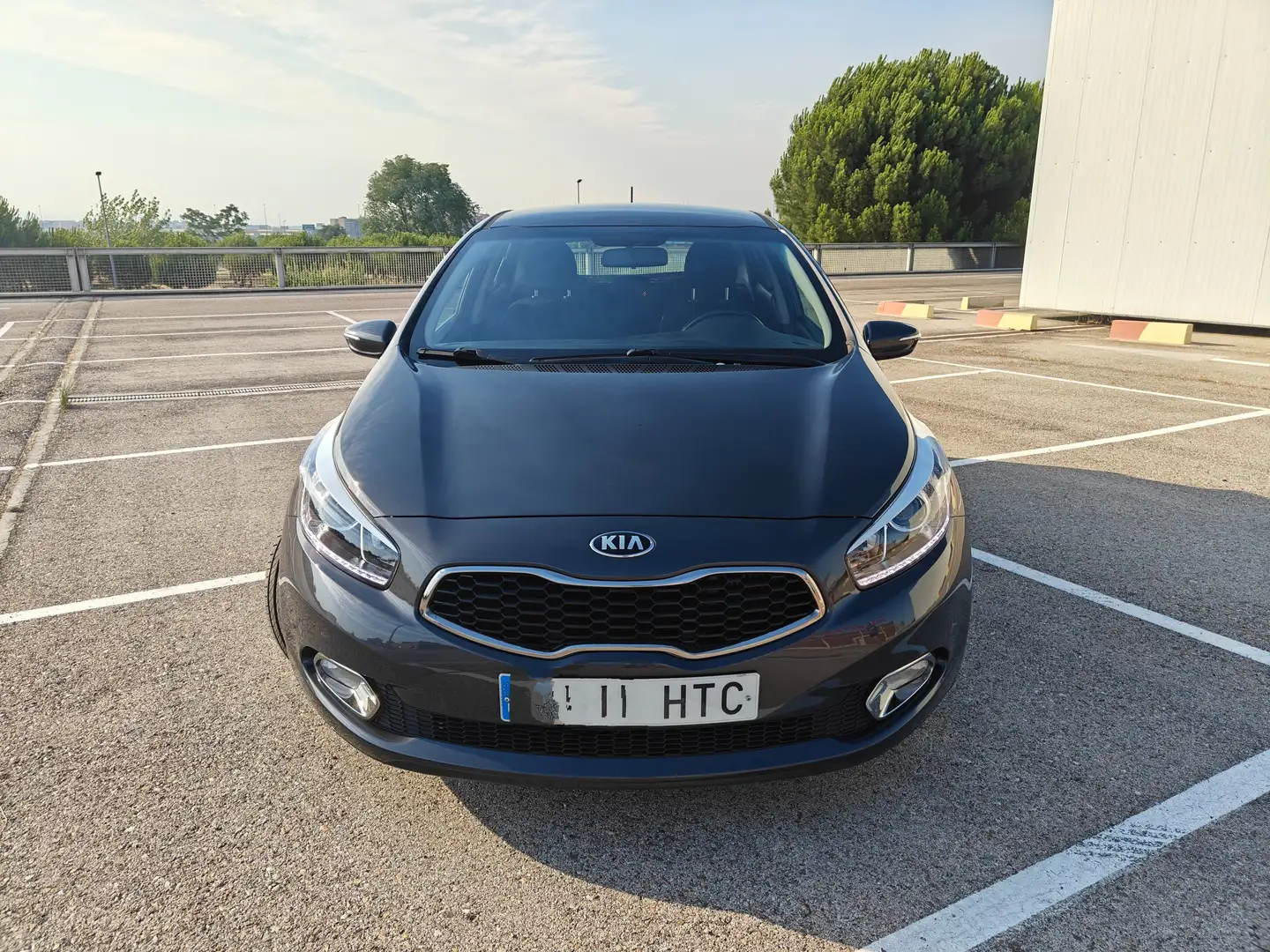 Kia Ceed / cee'd Cee´d 1.4CRDi Drive Drive Gris - 1