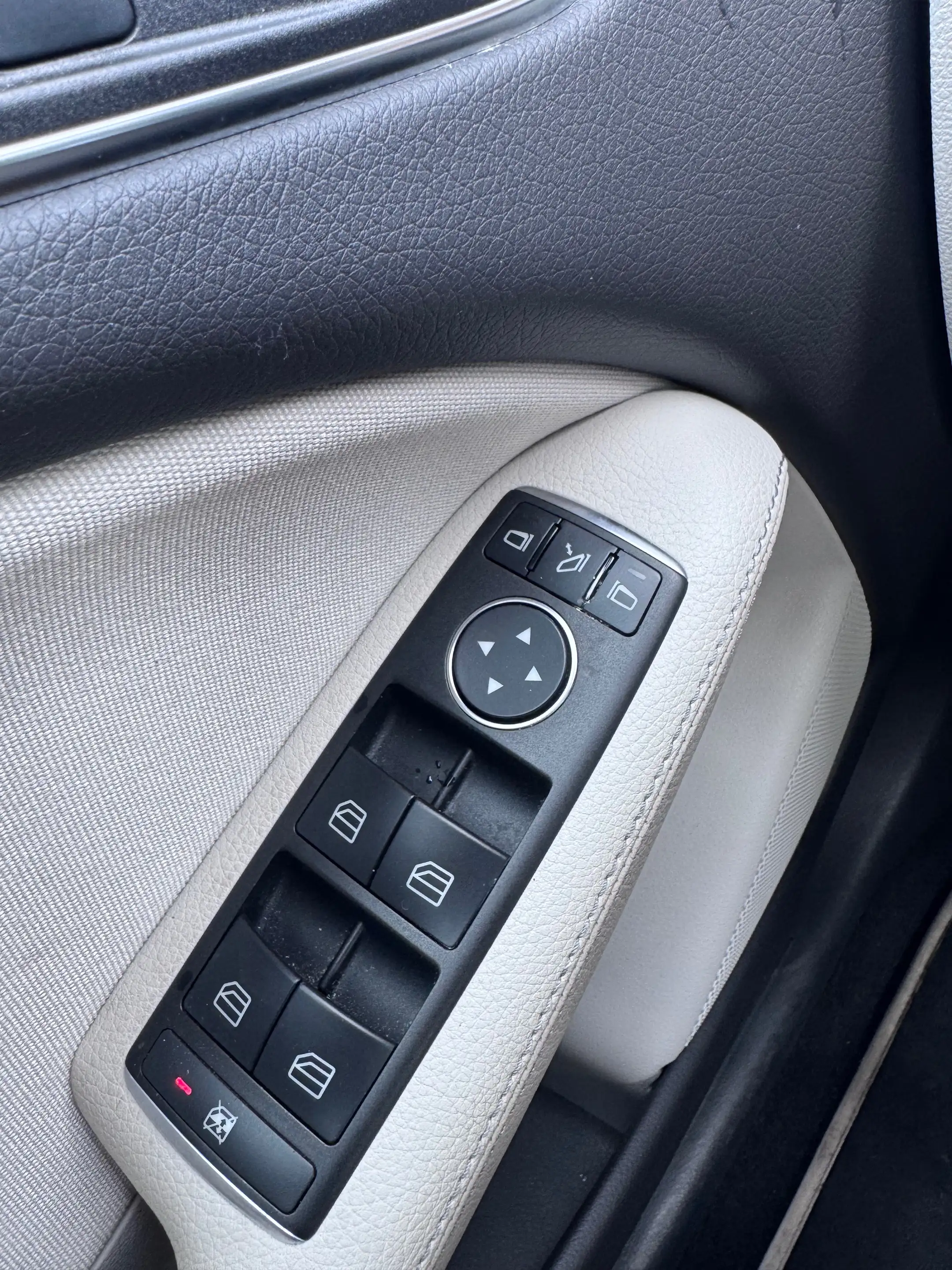 Mercedes-Benz B 180 Automaat/cruisecontrol/stoelverwarming/sportstoelen/nieuwstaat/MB historie/… — photo 13