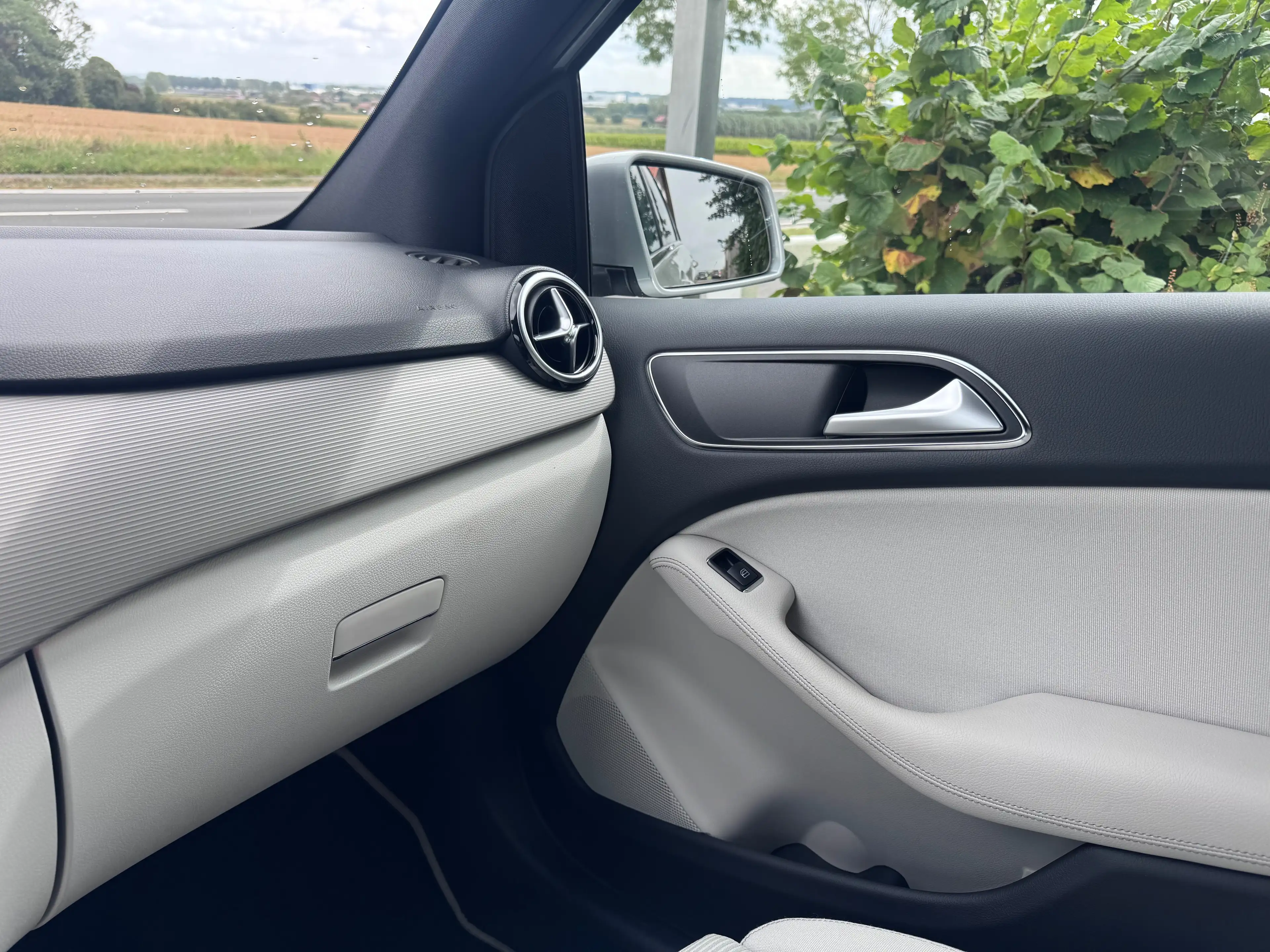 Mercedes-Benz B 180 Automaat/cruisecontrol/stoelverwarming/sportstoelen/nieuwstaat/MB historie/… — photo 8