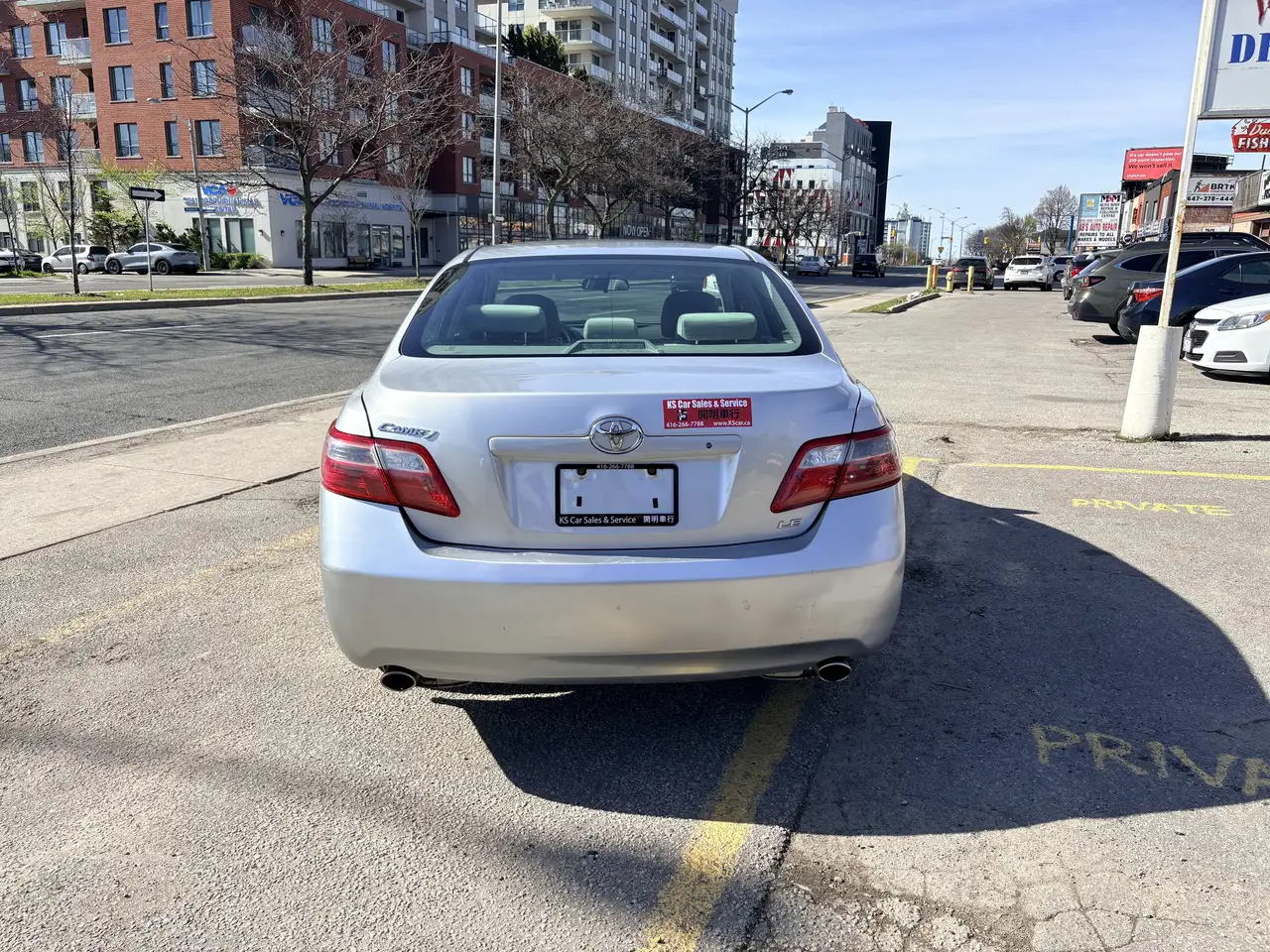 Toyota Camry снимка Toyota Camry