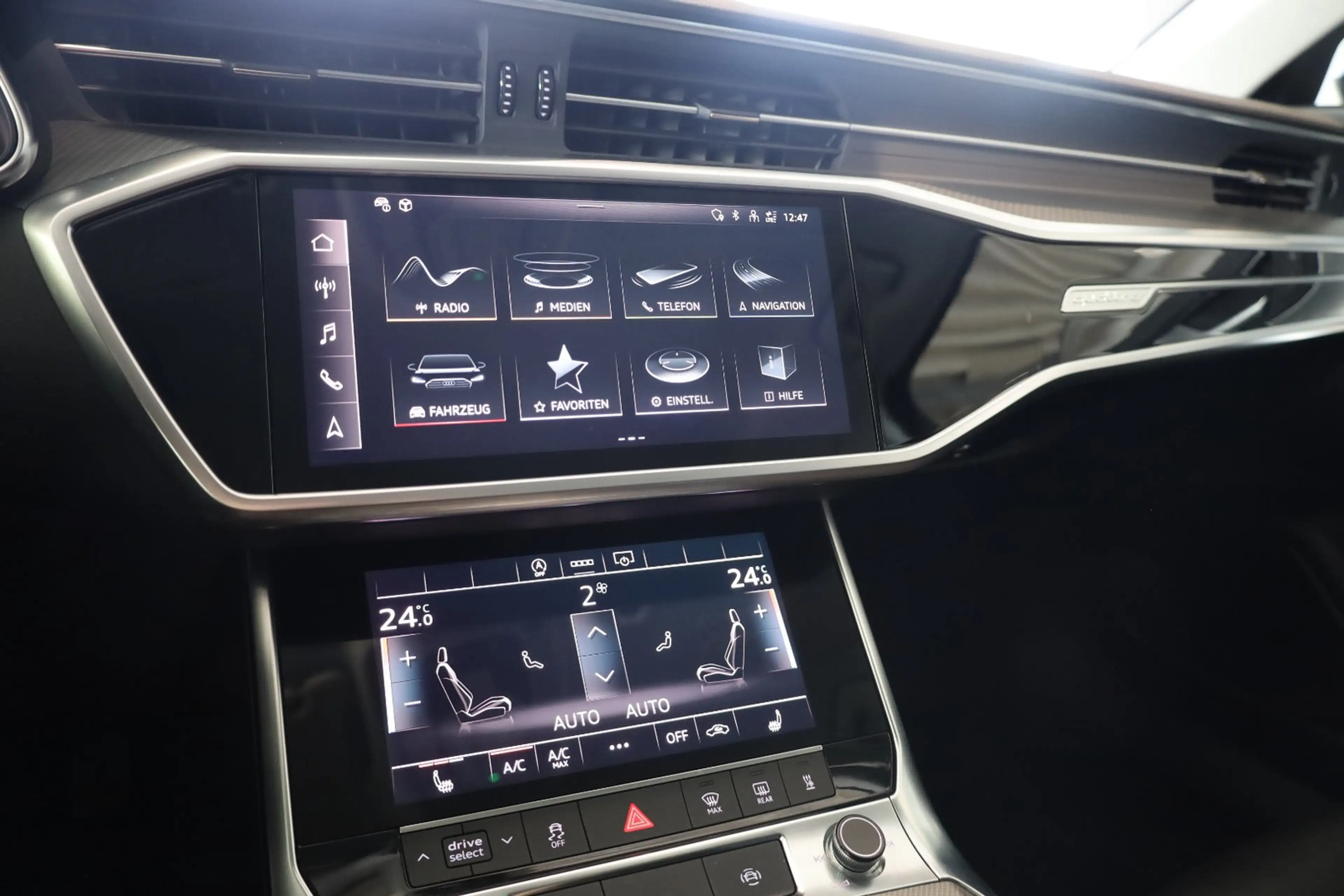 Audi A6 Avant 40 TDI quattro Standheizung — photo 29