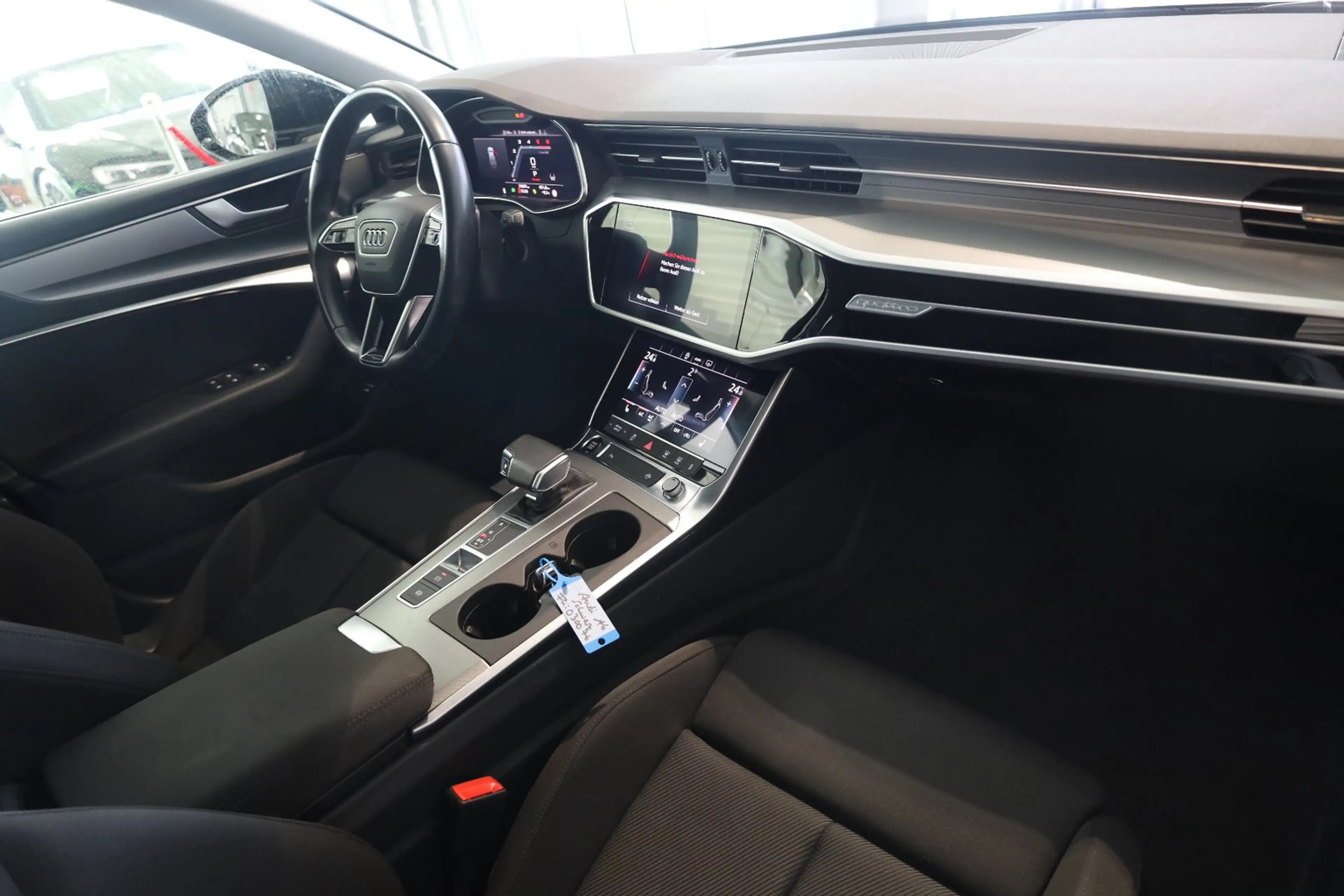 Audi A6 Avant 40 TDI quattro Standheizung — photo 16