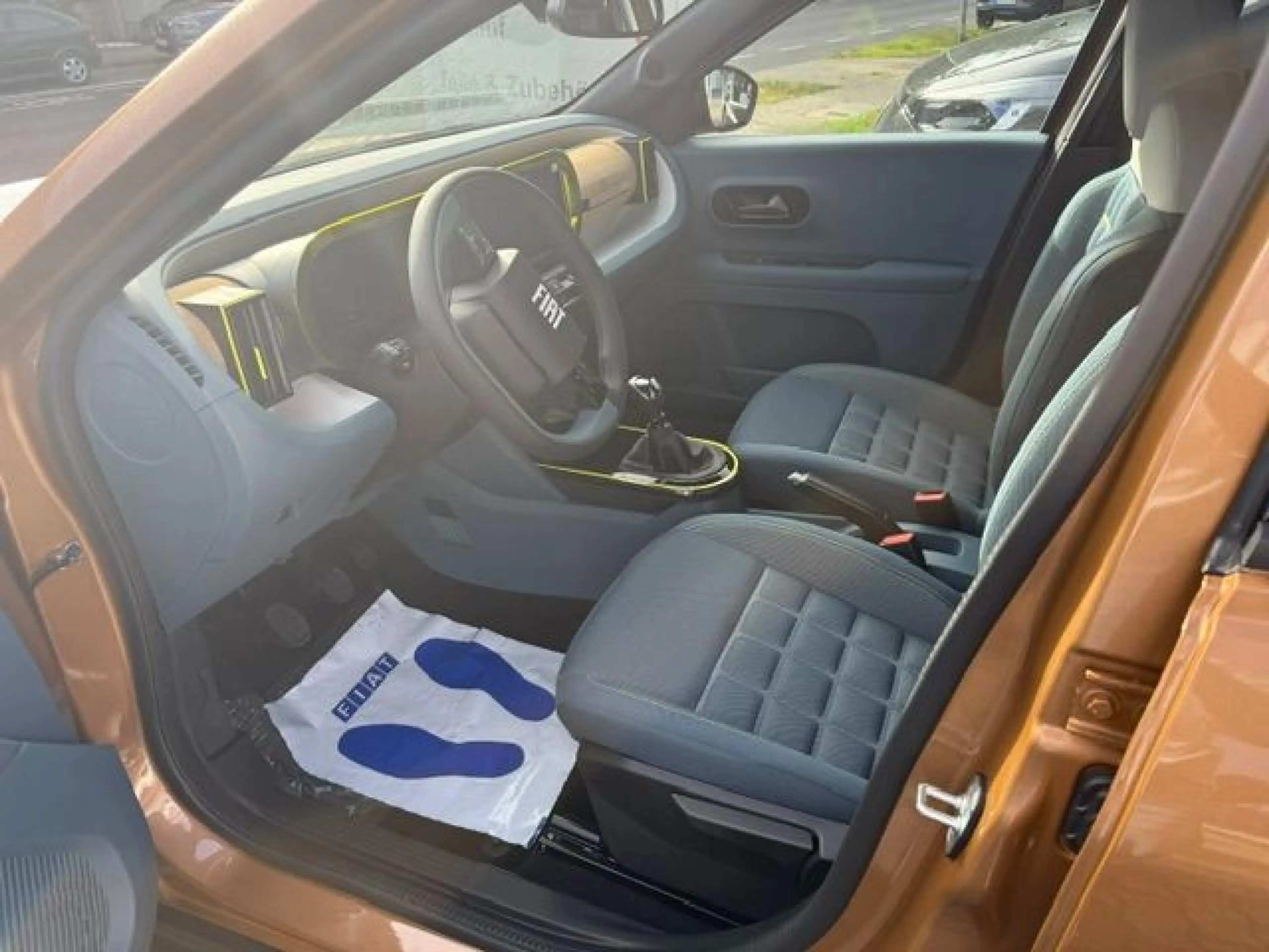 Fiat Grande Panda 1.2 Turbo 74 kW La Prima Benzina — photo 10