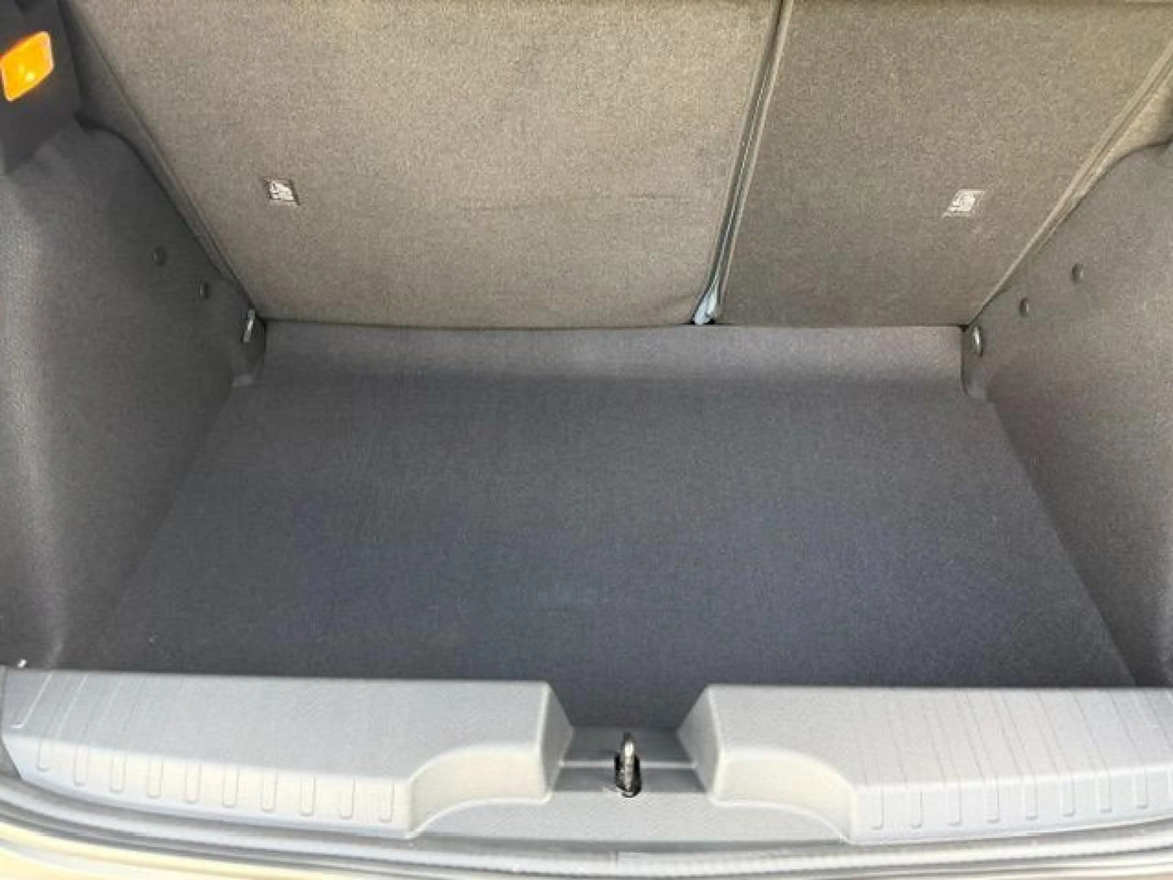 Fiat Grande Panda 1.2 Turbo 74 kW La Prima Benzina — photo 6