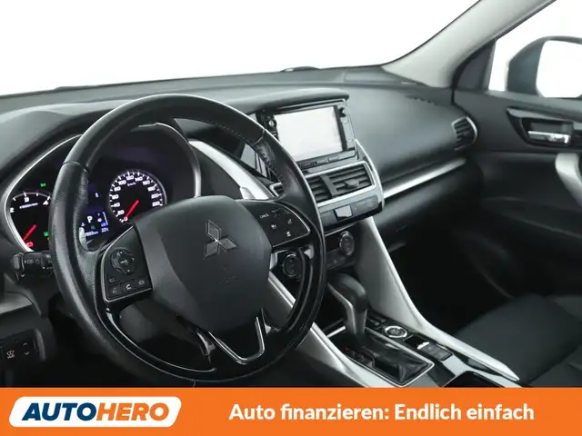 Mitsubishi Eclipse Cross view 11