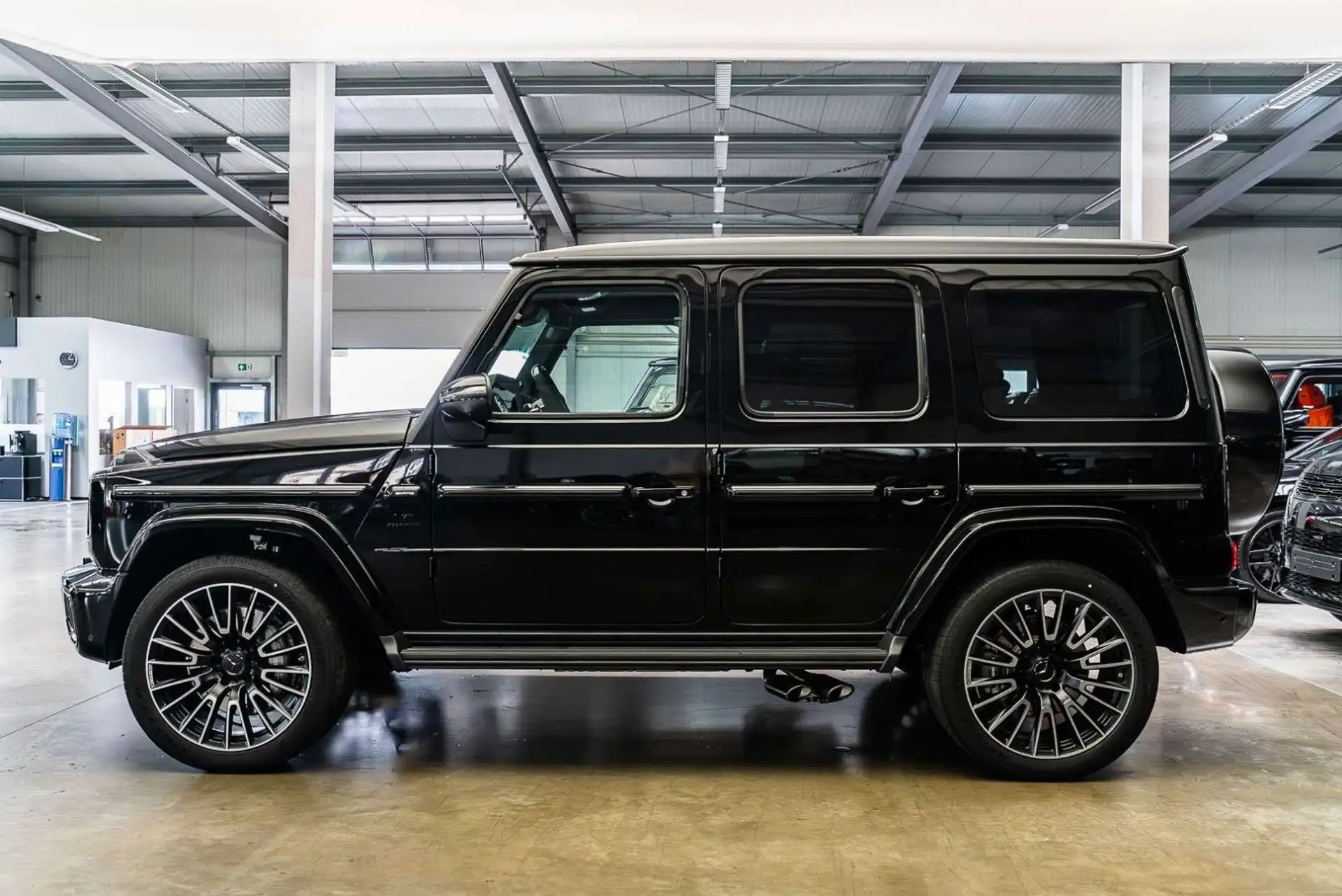 벤츠 G-Class G 63 AMG 2026 검정 사진 5