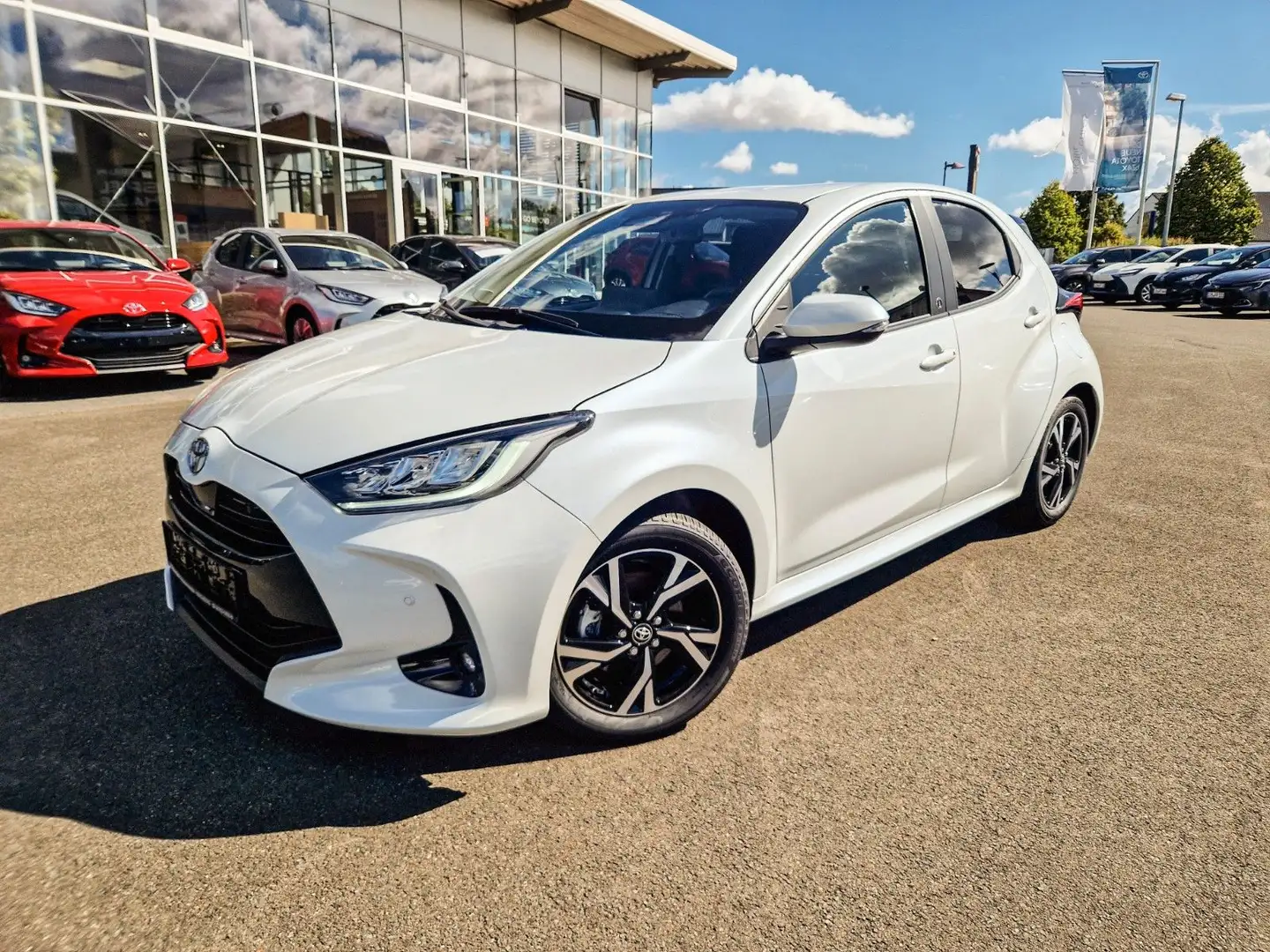 Toyota Yaris 1.5l Hybrid Team D.+Safety u. Comfort Blanc - 2