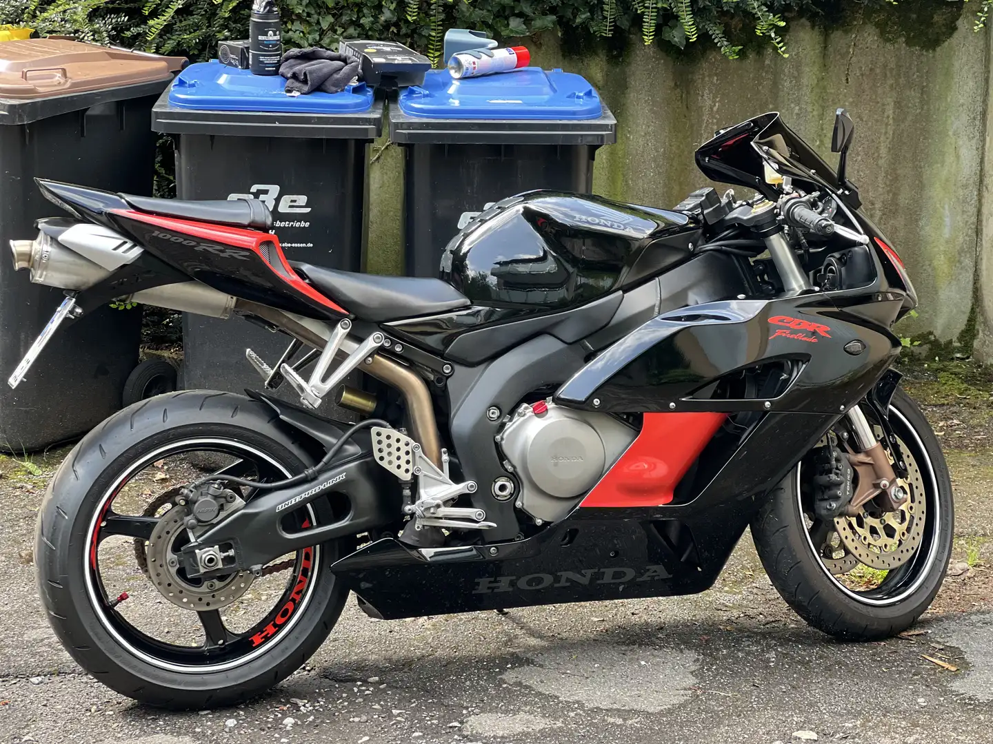 Honda Fireblade CBR 1000RR - 2