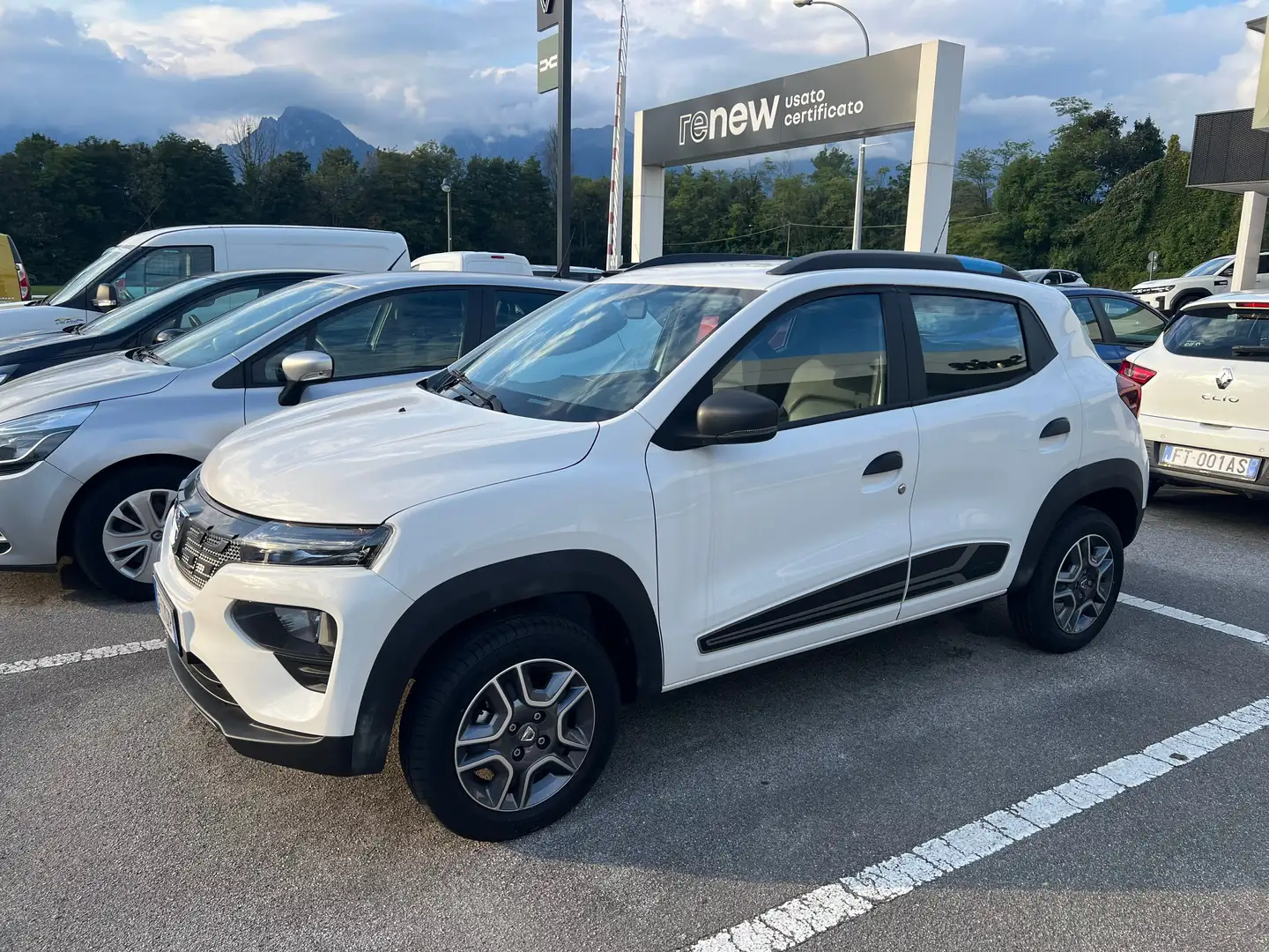 Dacia Spring Weiß - 1