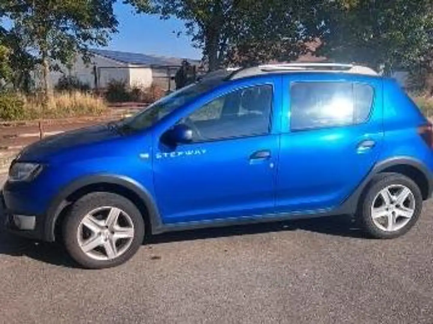 Dacia Sandero Sandero Stepway TCe 90 S Blau - 2