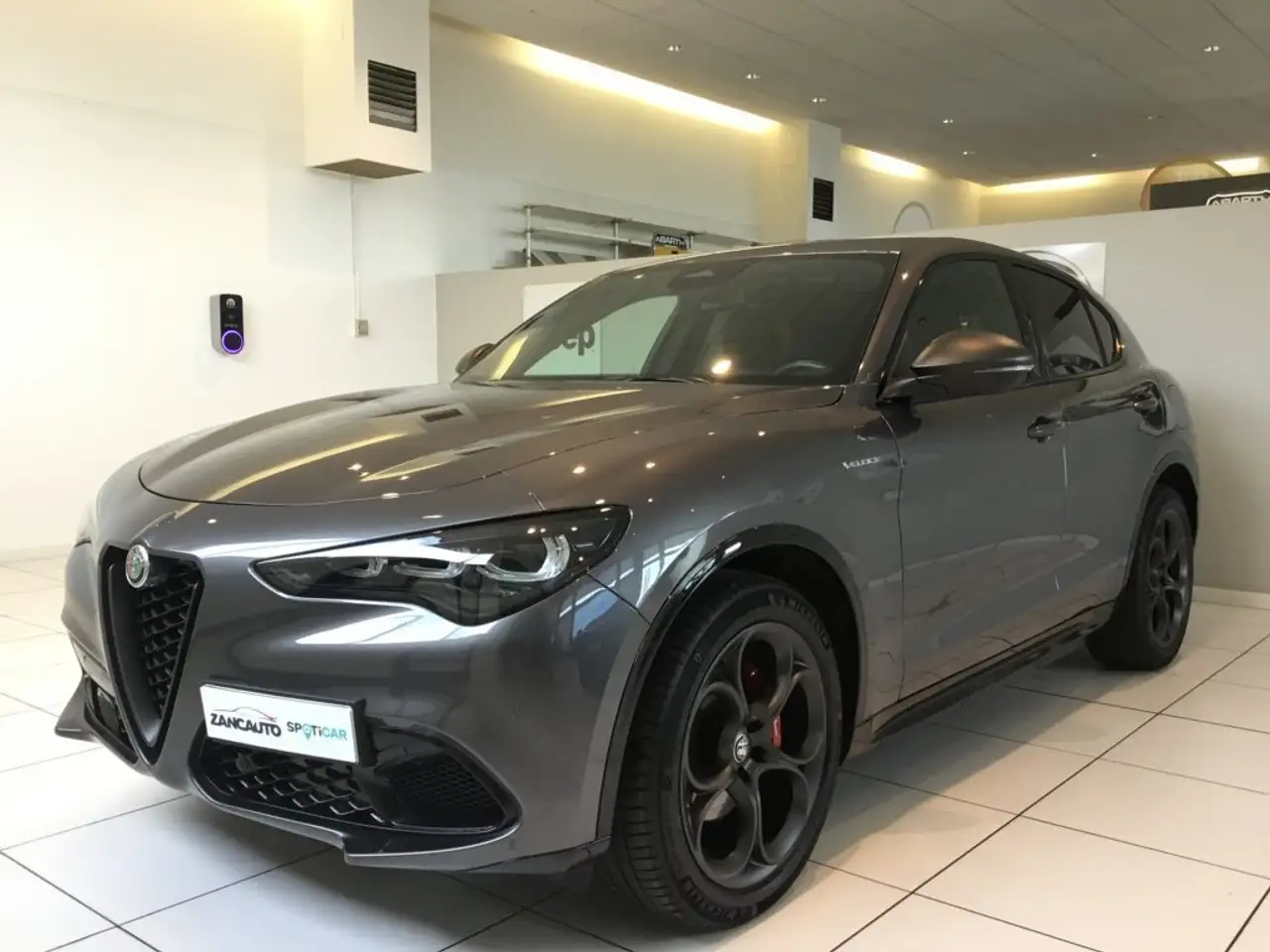 Alfa Romeo Stelvio 2025