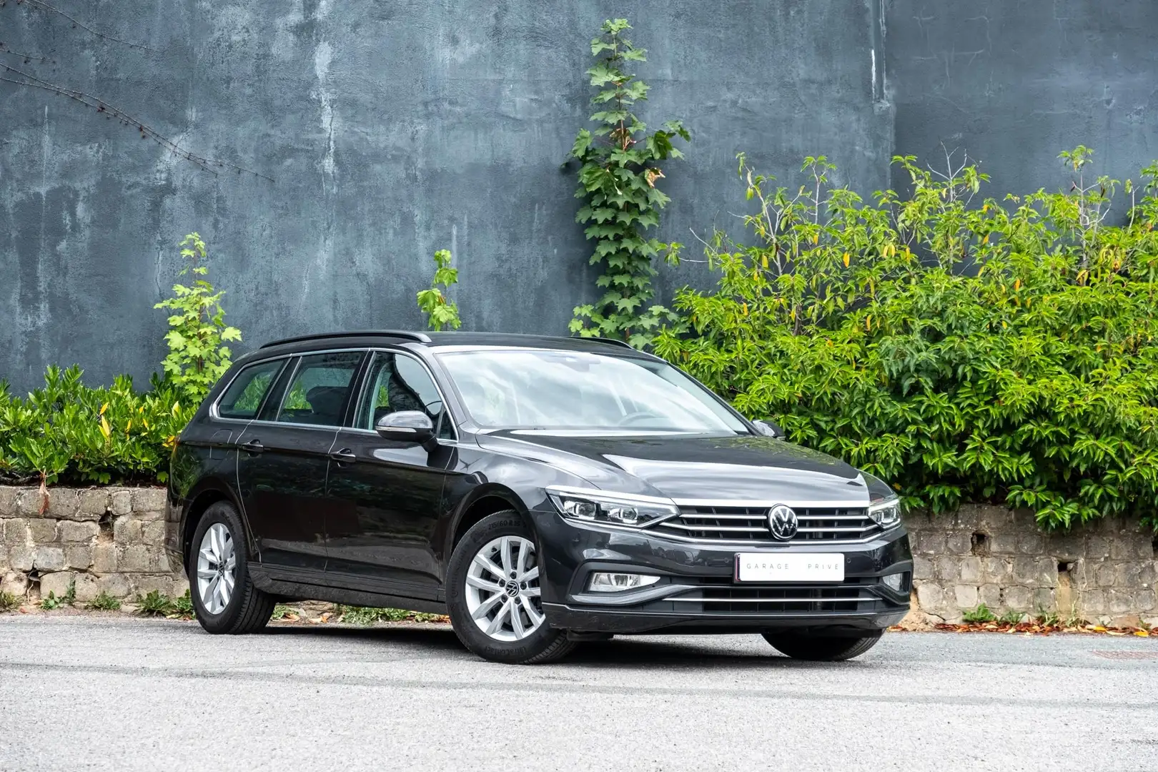 Volkswagen Passat Variant Passat SW 2.0 TDi SCR Elegance | Garantie 12M Grijs - 2