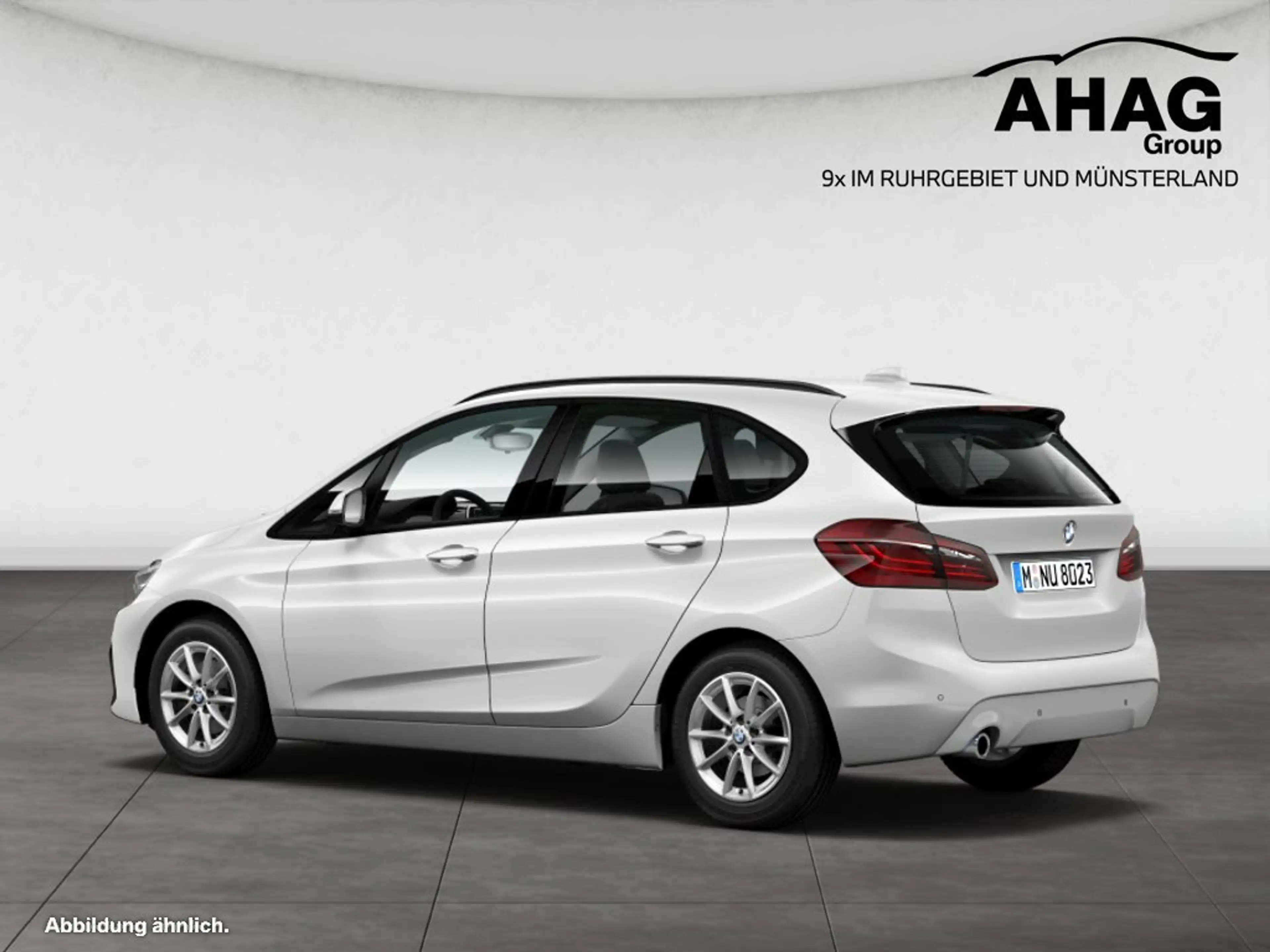 BMW 216 i Active Tourer — photo 6