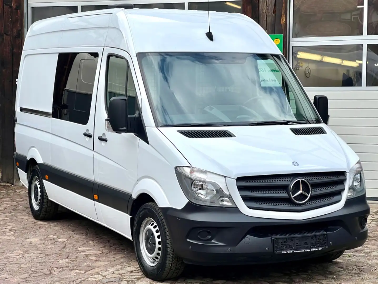Mercedes-Benz Sprinter II Kasten L2H2 310 CDI * TÜV neu Weiß - 2