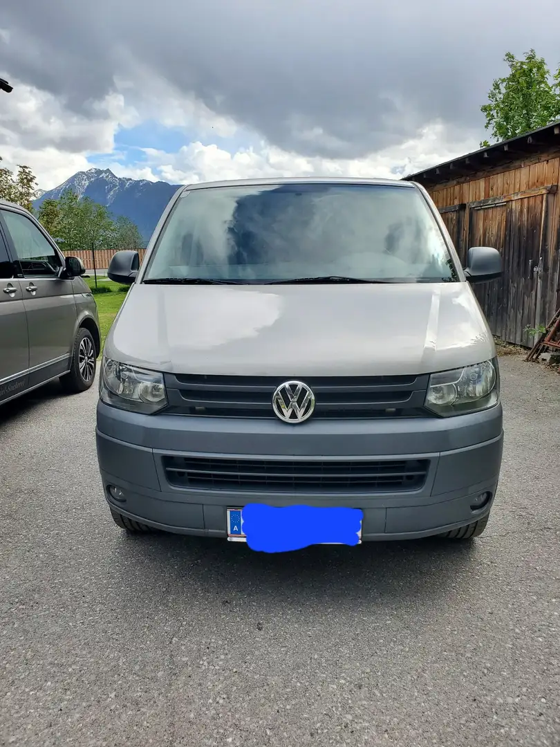 Volkswagen T5 Kombi Grau - 2