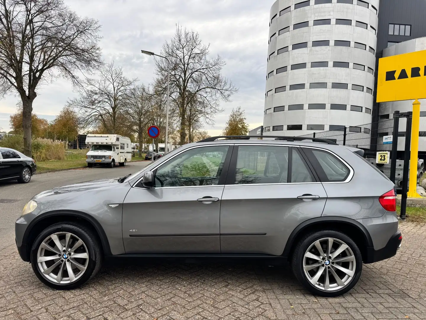 BMW X5 XDrive48i High Executive|YOUNGTIMER|AUT|PANO|XENON Grijs - 2