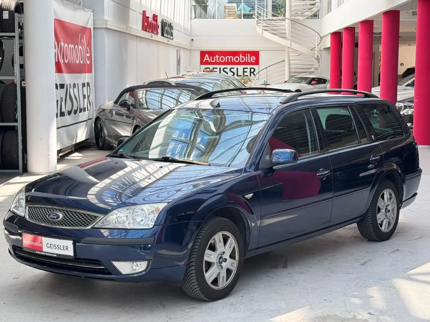 Ford Mondeo 1.8 Ghia AHK+SITZHZG+HEIZBARE FS+KLIMAAUT Blau - 1