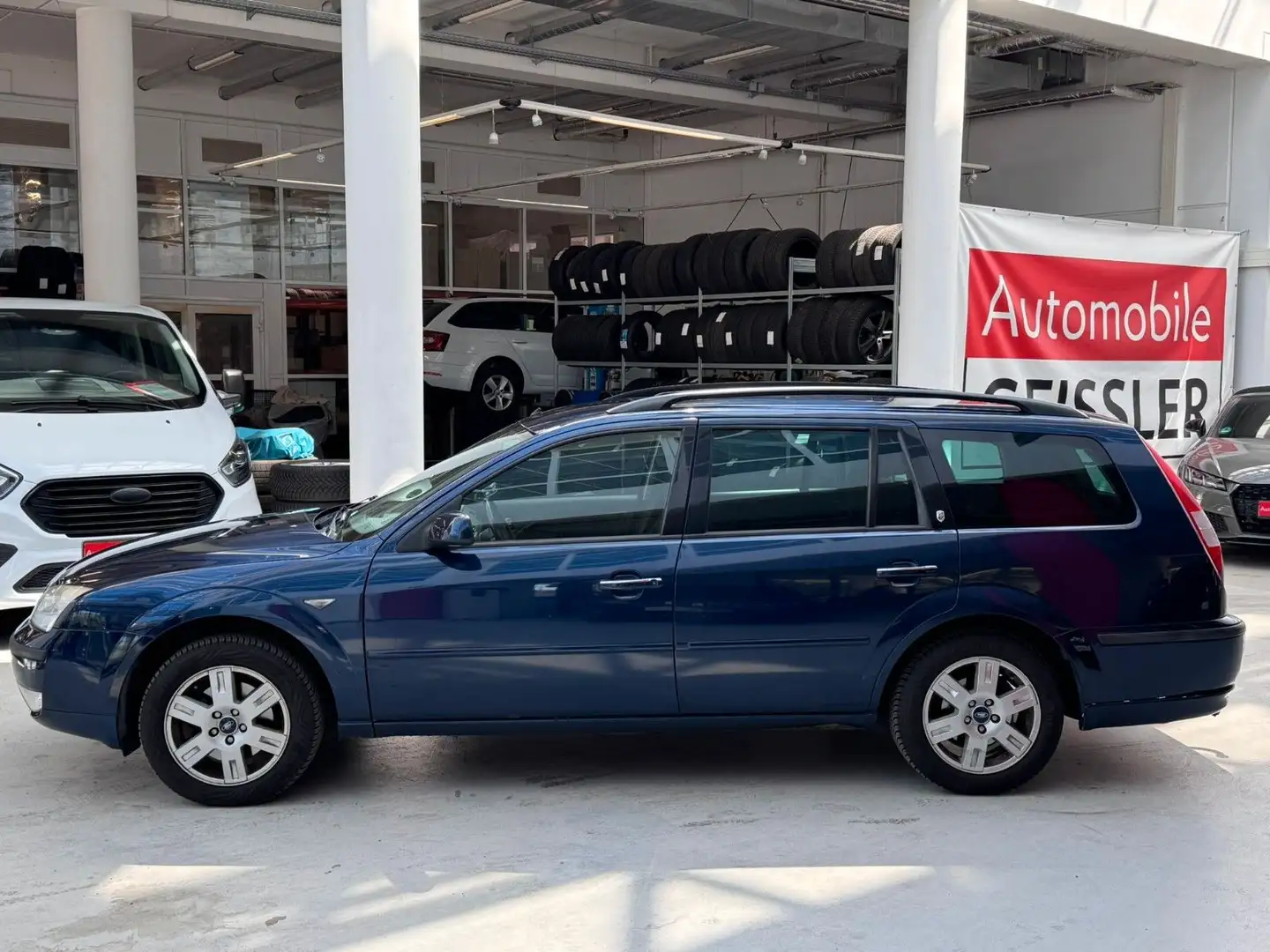 Ford Mondeo 1.8 Ghia AHK+SITZHZG+HEIZBARE FS+KLIMAAUT Blau - 2