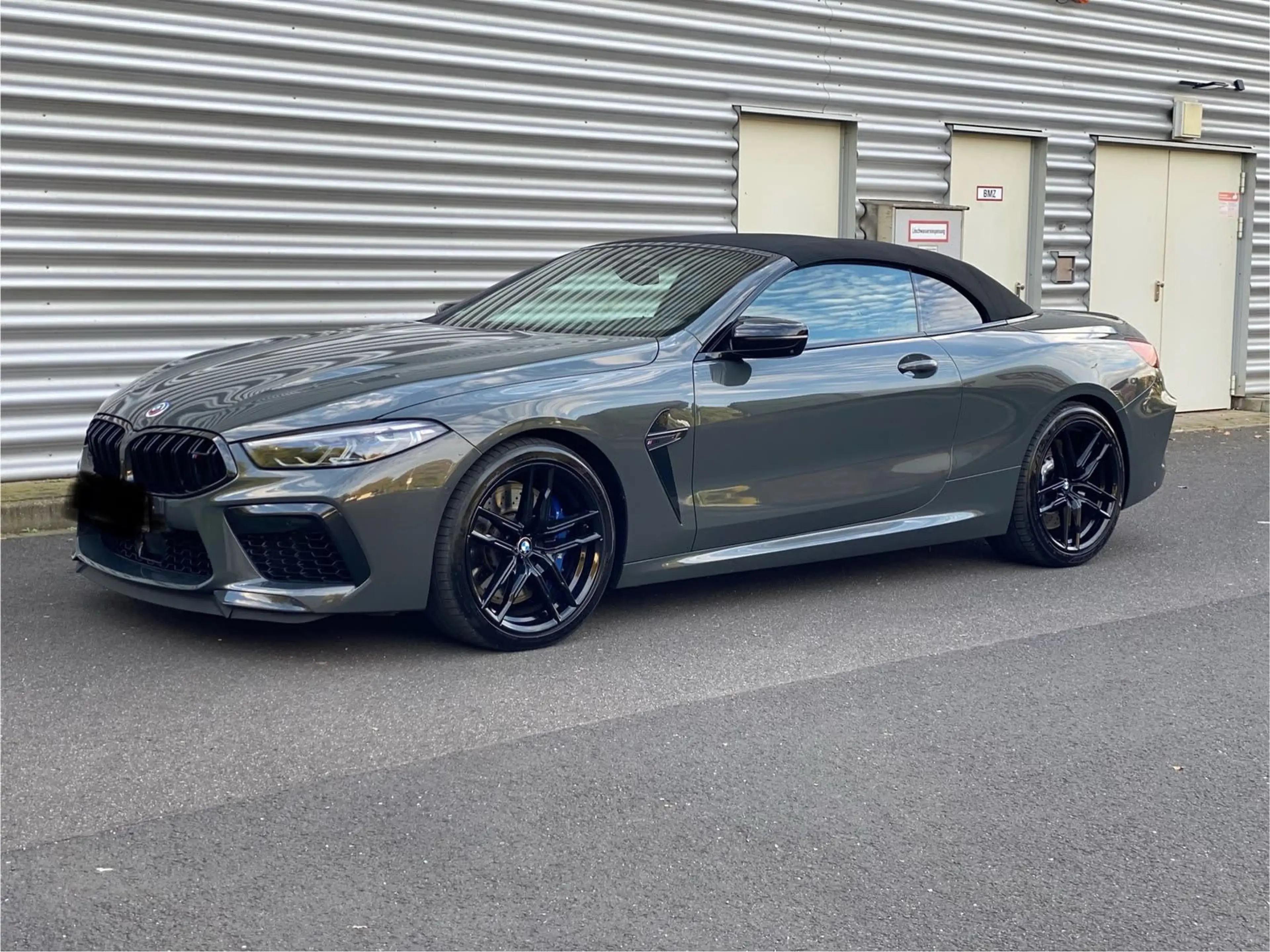 BMW M8 Competition xDrive Cabrio 750 PS — photo 4