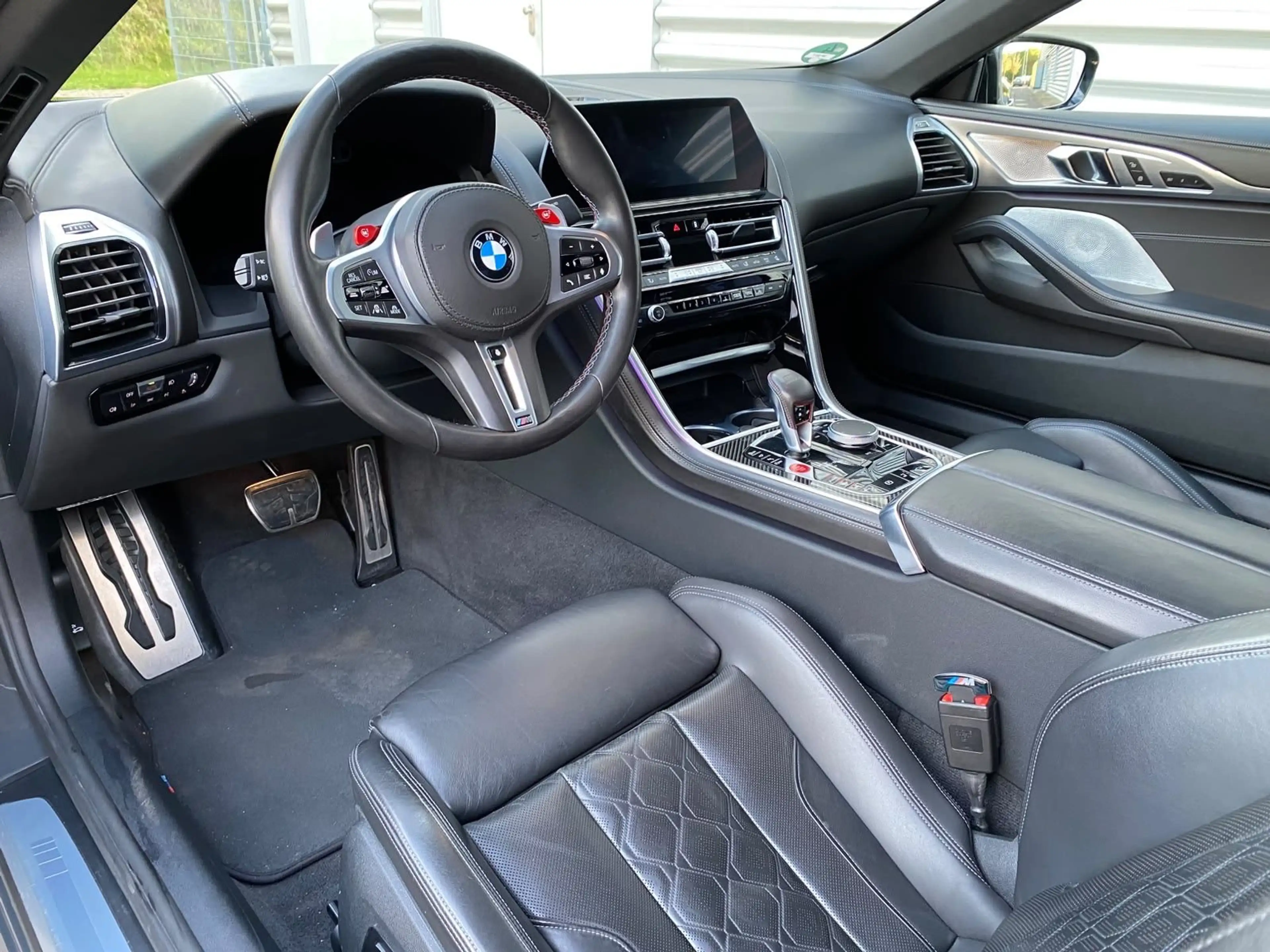 BMW M8 Competition xDrive Cabrio 750 PS — photo 14