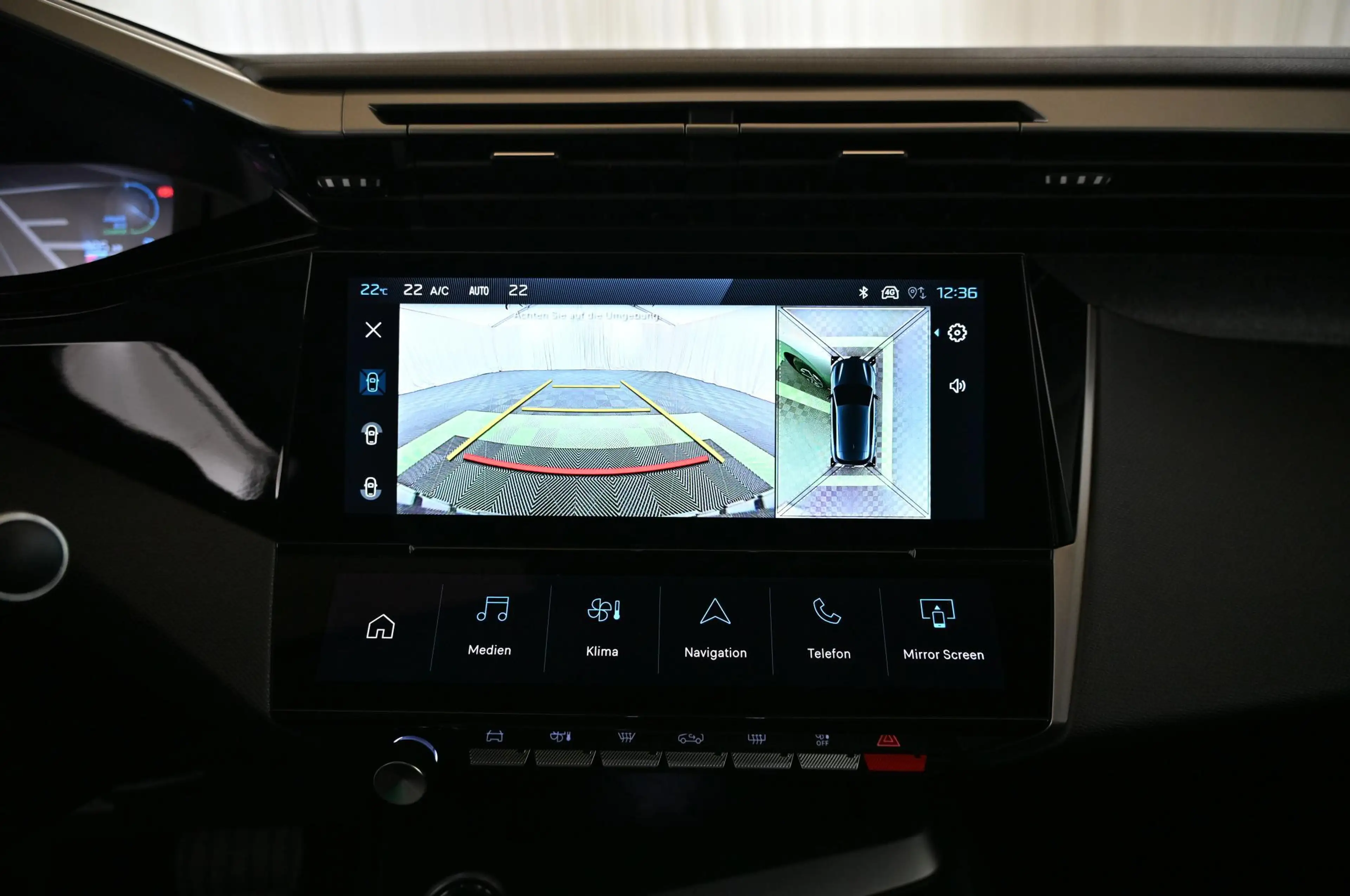 Peugeot 308 1.2 e-DSC6 145 Allure LED/NAV/SURROUND-P/17 — photo 15
