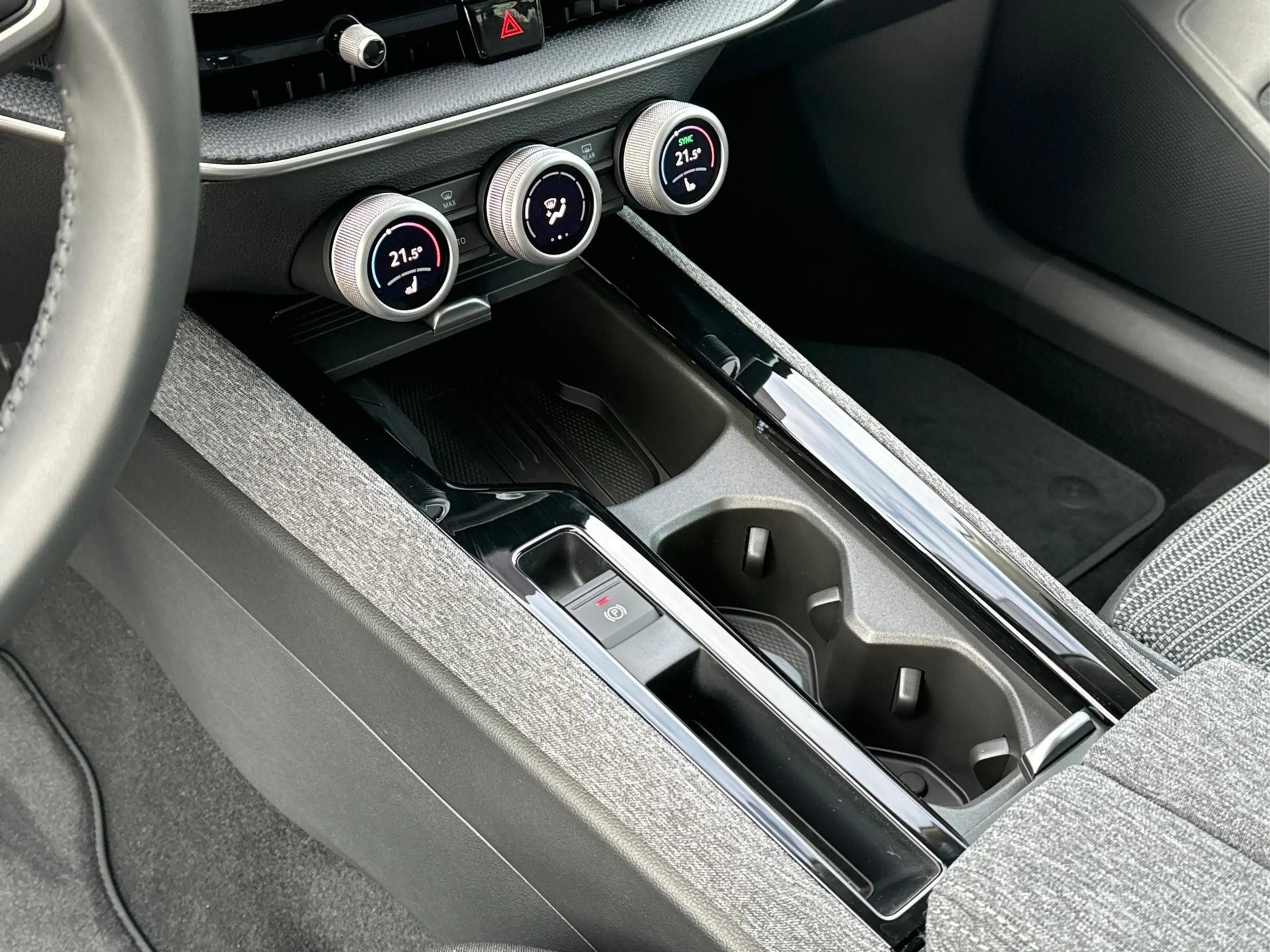Skoda Superb Combi Selection DSG+4WD+AHK+NAVI+EL. HECKKL.+SH... — photo 15