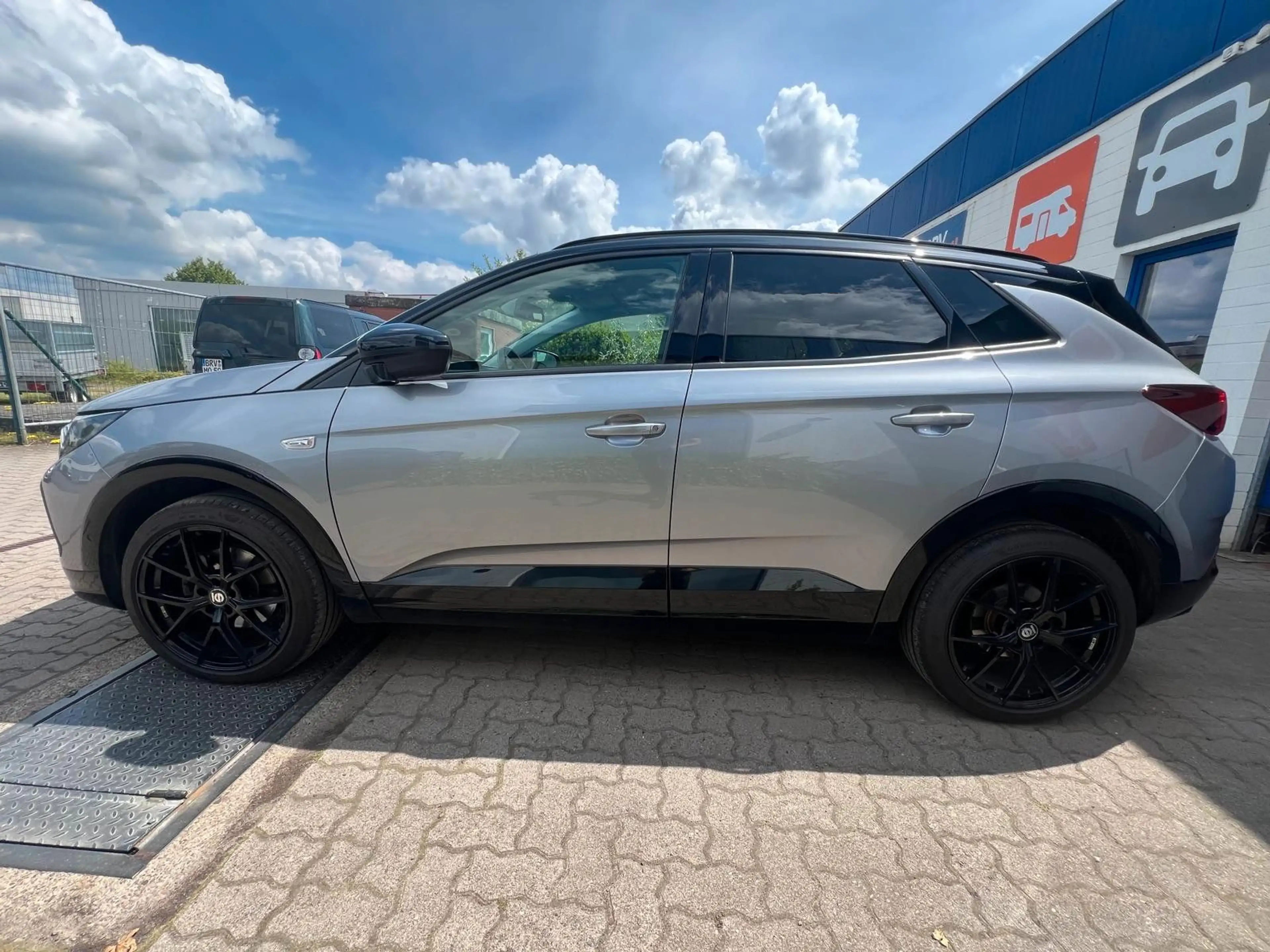 Opel Grandland X Grandland (X) 1.2/ GS Line/Kamera/Klima/LED/Navi — photo 8