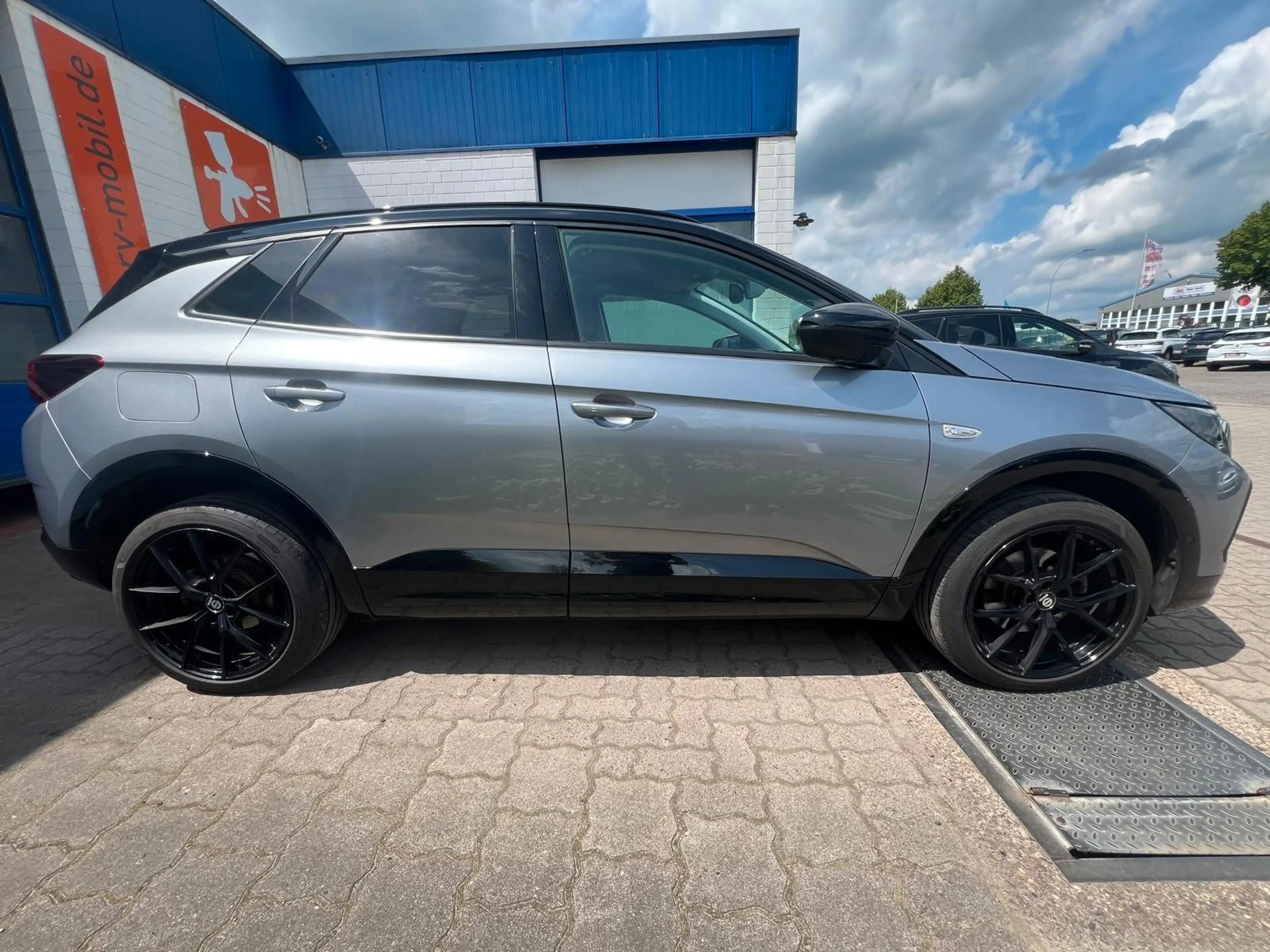 Opel Grandland X Grandland (X) 1.2/ GS Line/Kamera/Klima/LED/Navi — photo 4