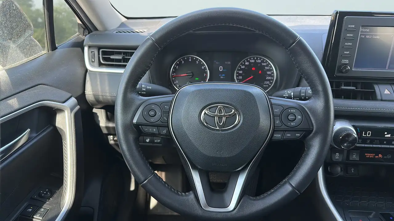 Toyota RAV 4 снимка Toyota RAV 4