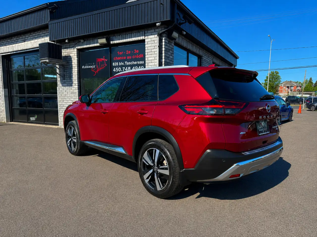 Nissan Rogue снимка Nissan Rogue