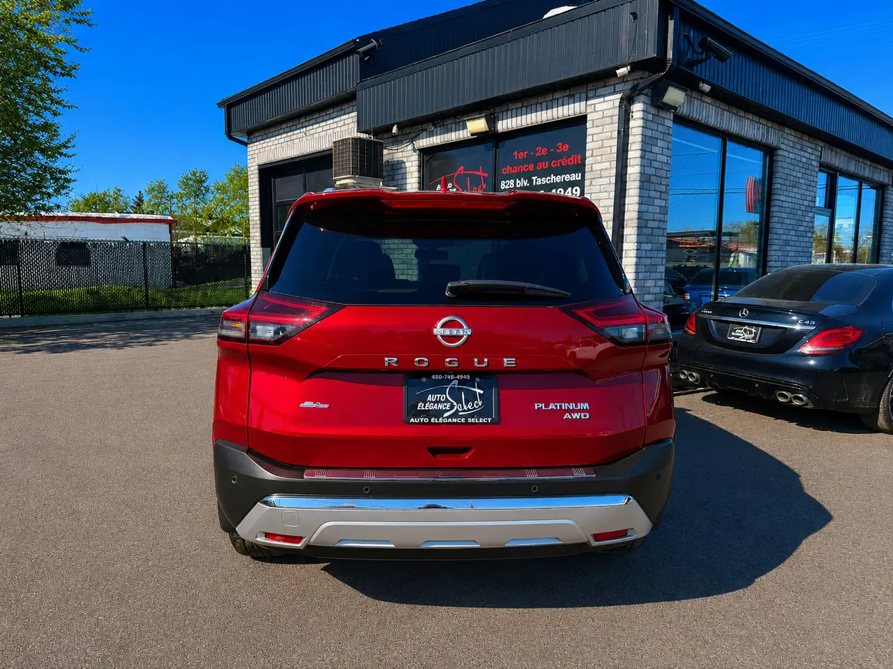 Nissan Rogue снимка Nissan Rogue