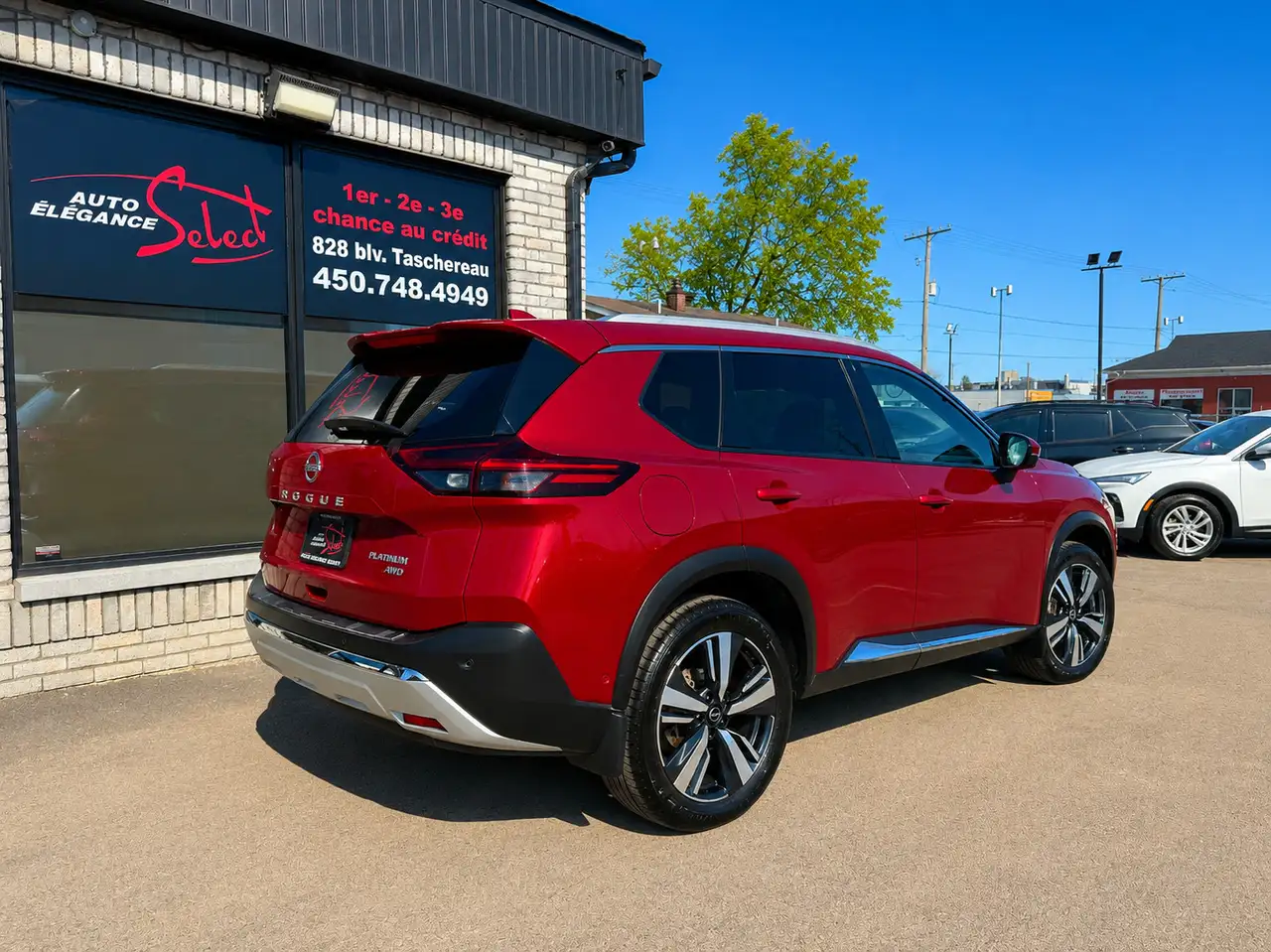 Nissan Rogue снимка Nissan Rogue