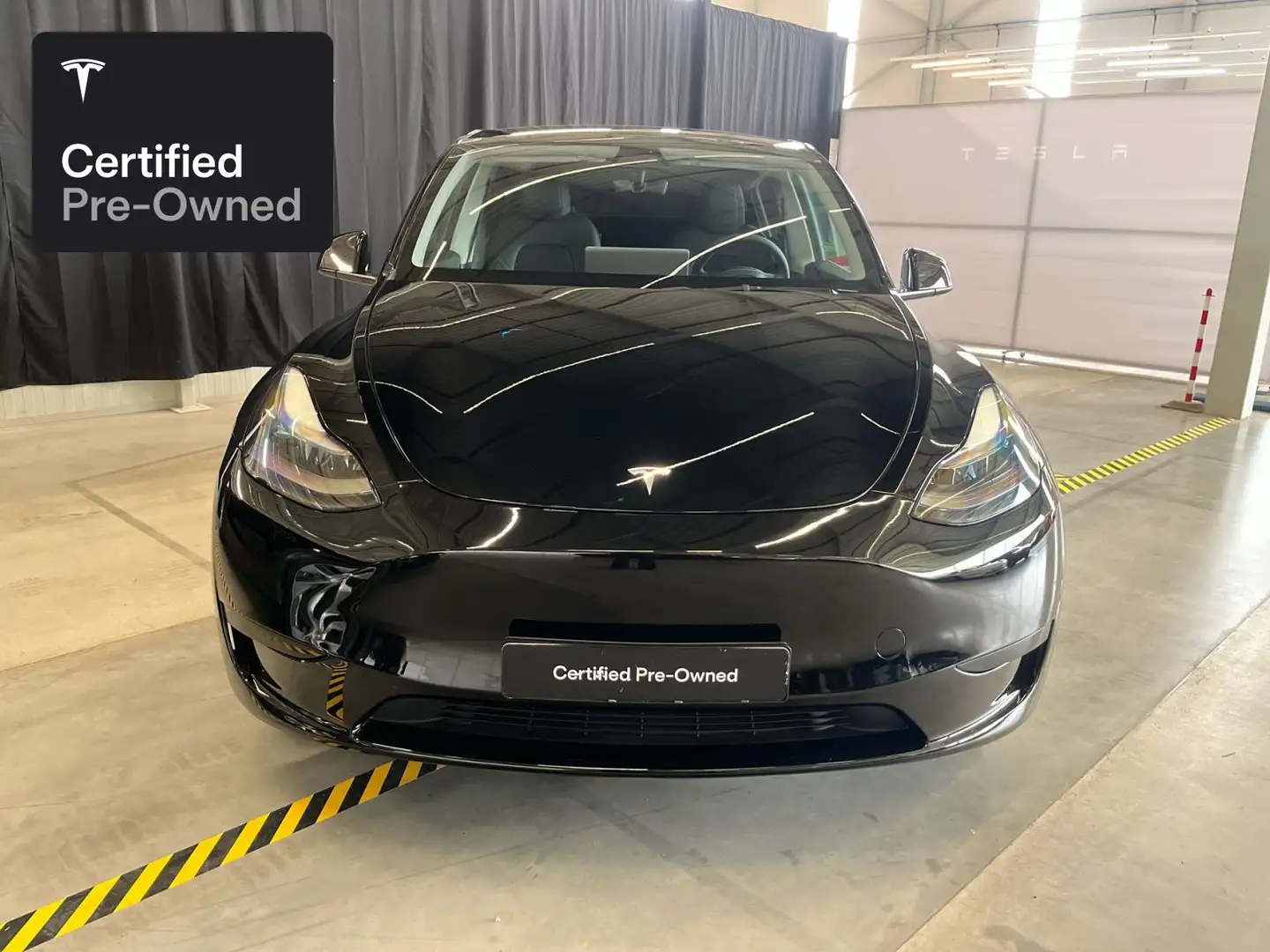 Tesla Model Y Rear-Wheel Drive “Certified Pre-Owned” Zwart - 2