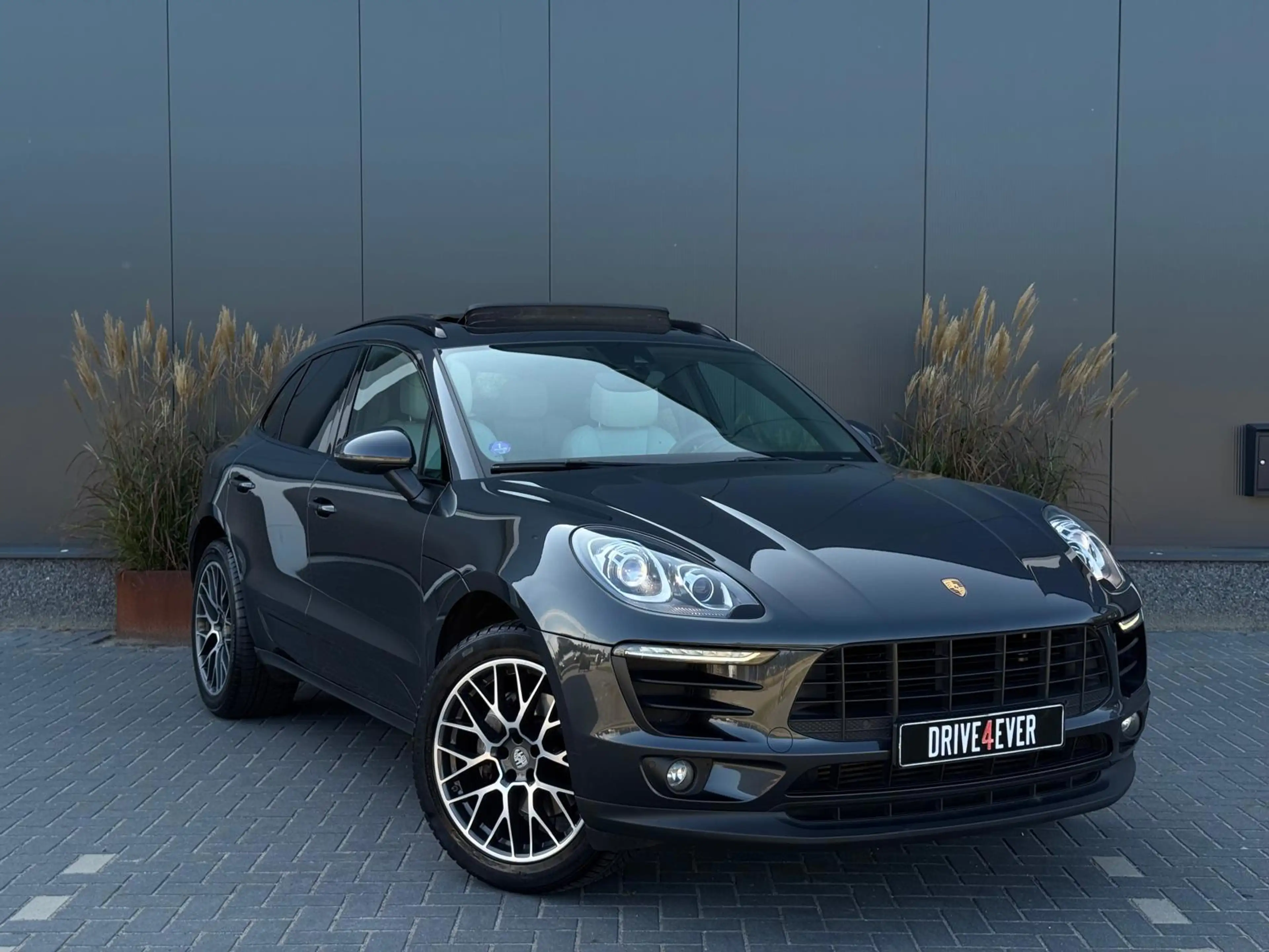 Porsche Macan 2.0 | Pano | Leder | Camera | — photo 4