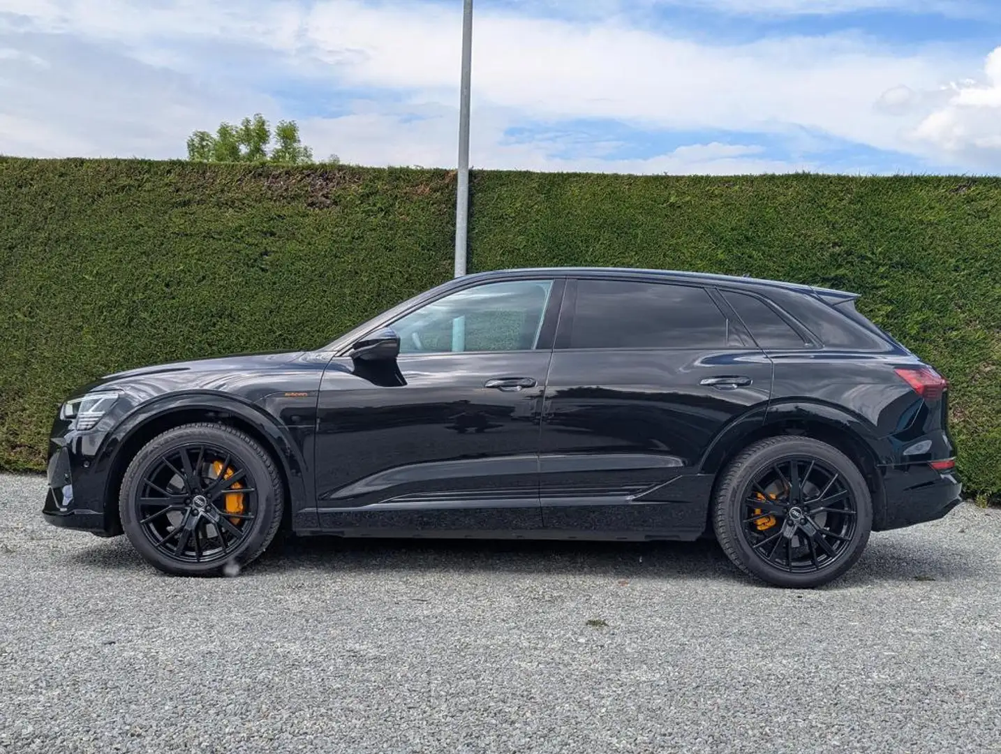 Audi e-tron ! verkocht ! Black Edition -2x s-line - sportstuur Negro - 2