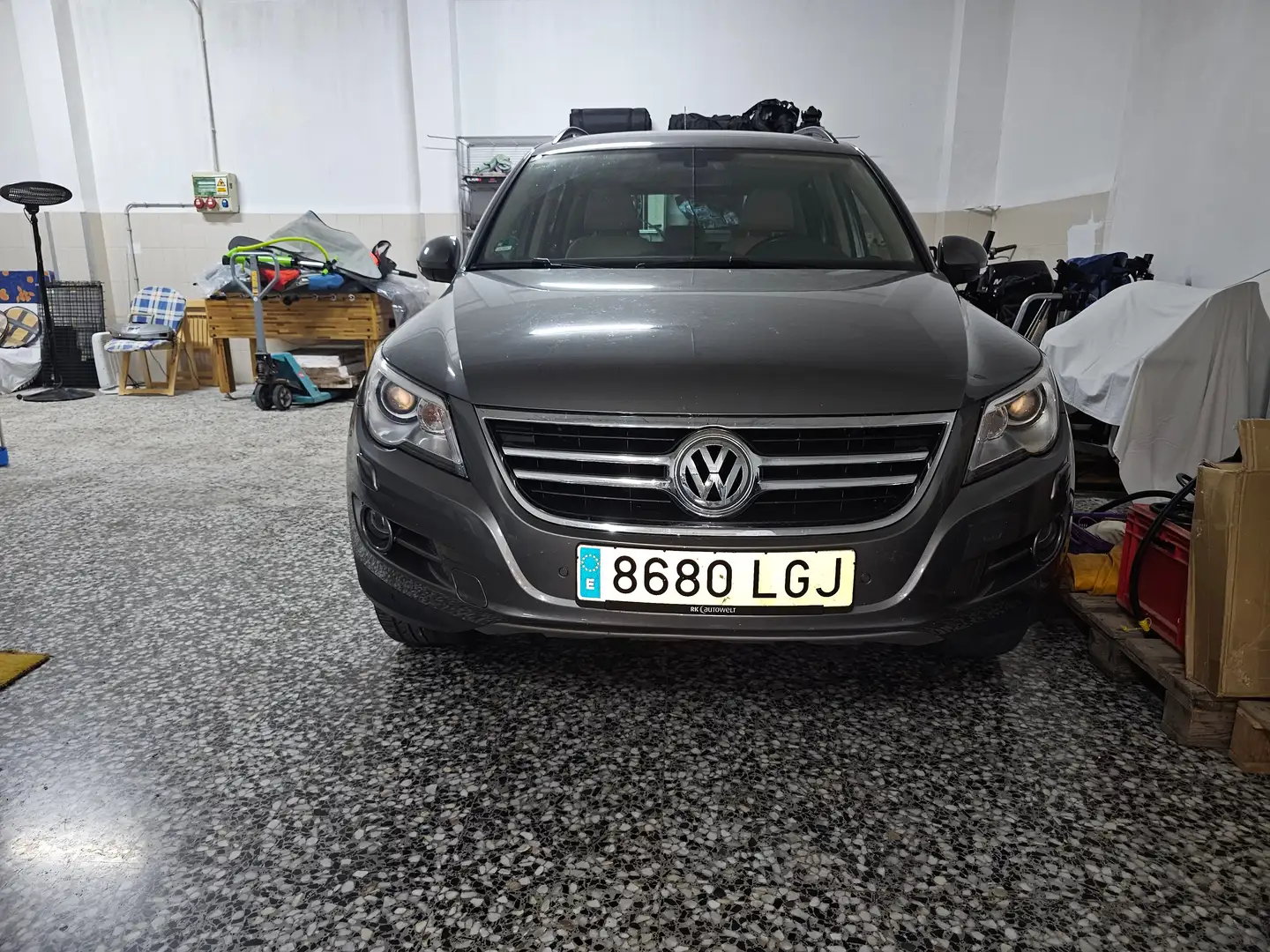 Volkswagen Tiguan Tiguan 2.0TDI Country Tiptronic Country Gris - 2