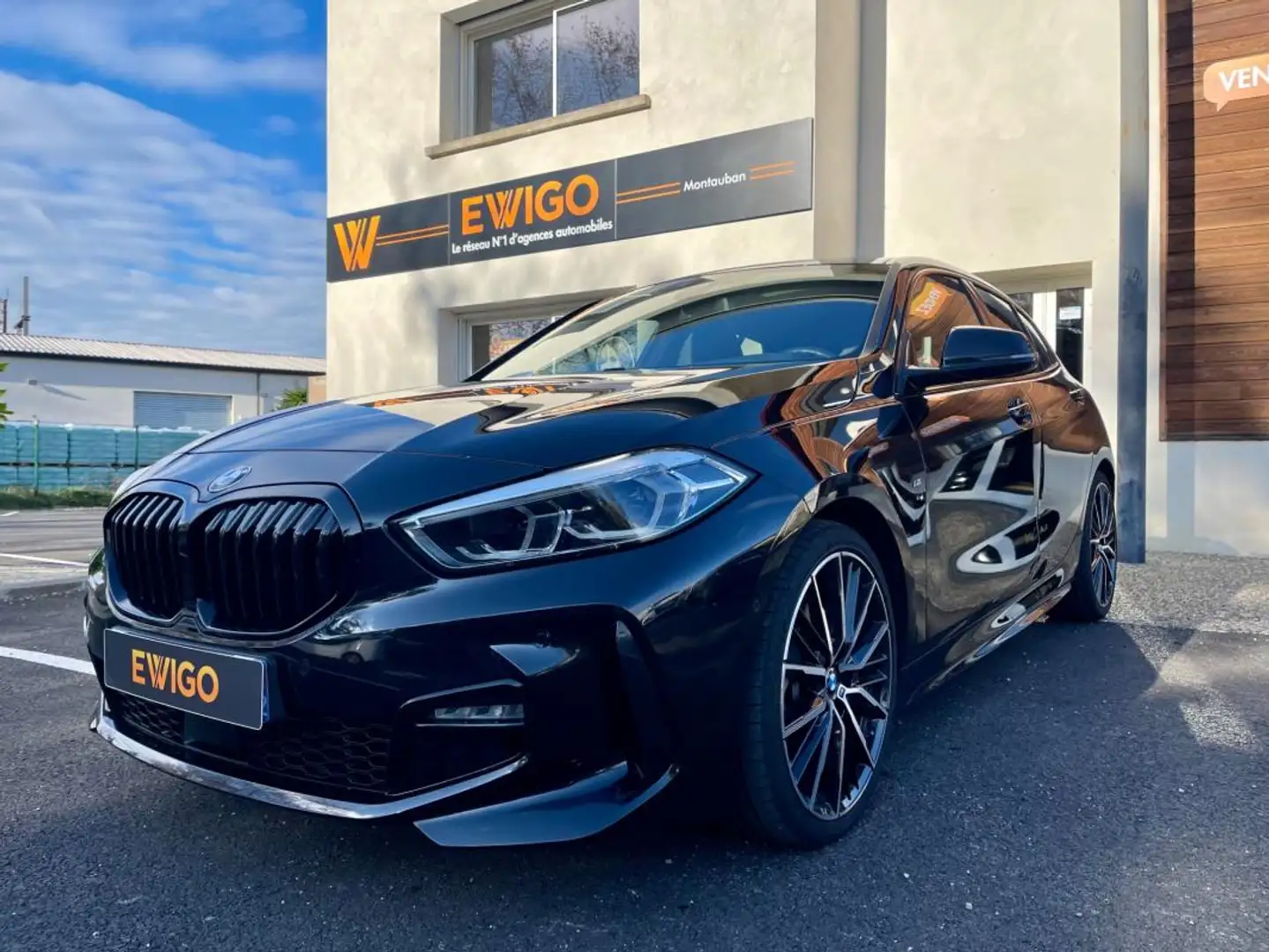 BMW 120 120I F40 178CH DKG7 PACK MSPORT + TOIT OUVRANT Noir - 1