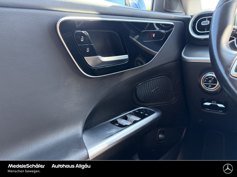 Mercedes-Benz C 220 C 220 d T 4M Avantgarde Distr Digital Kam Ambi LED — photo 7