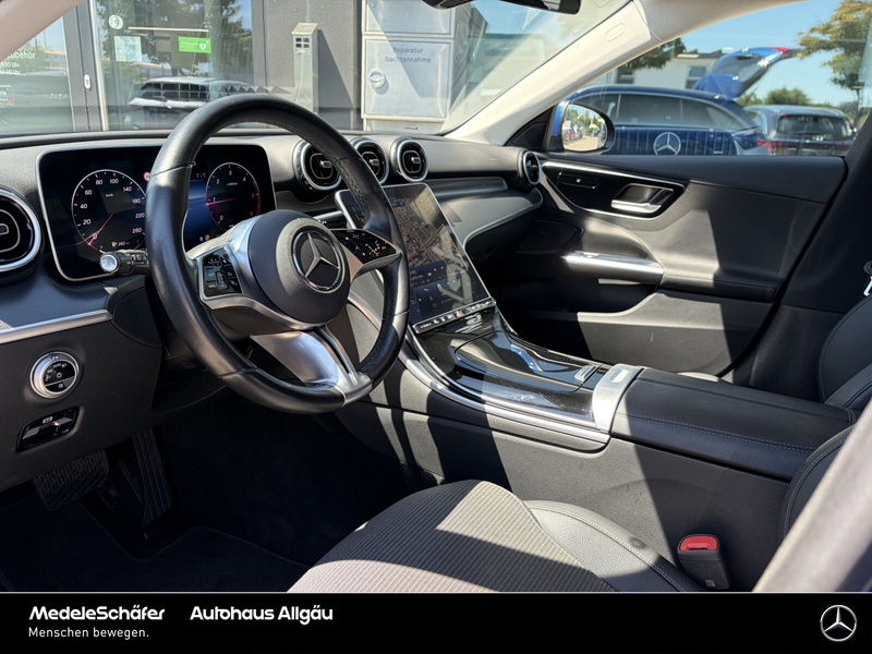 Mercedes-Benz C 220 C 220 d T 4M Avantgarde Distr Digital Kam Ambi LED — photo 4