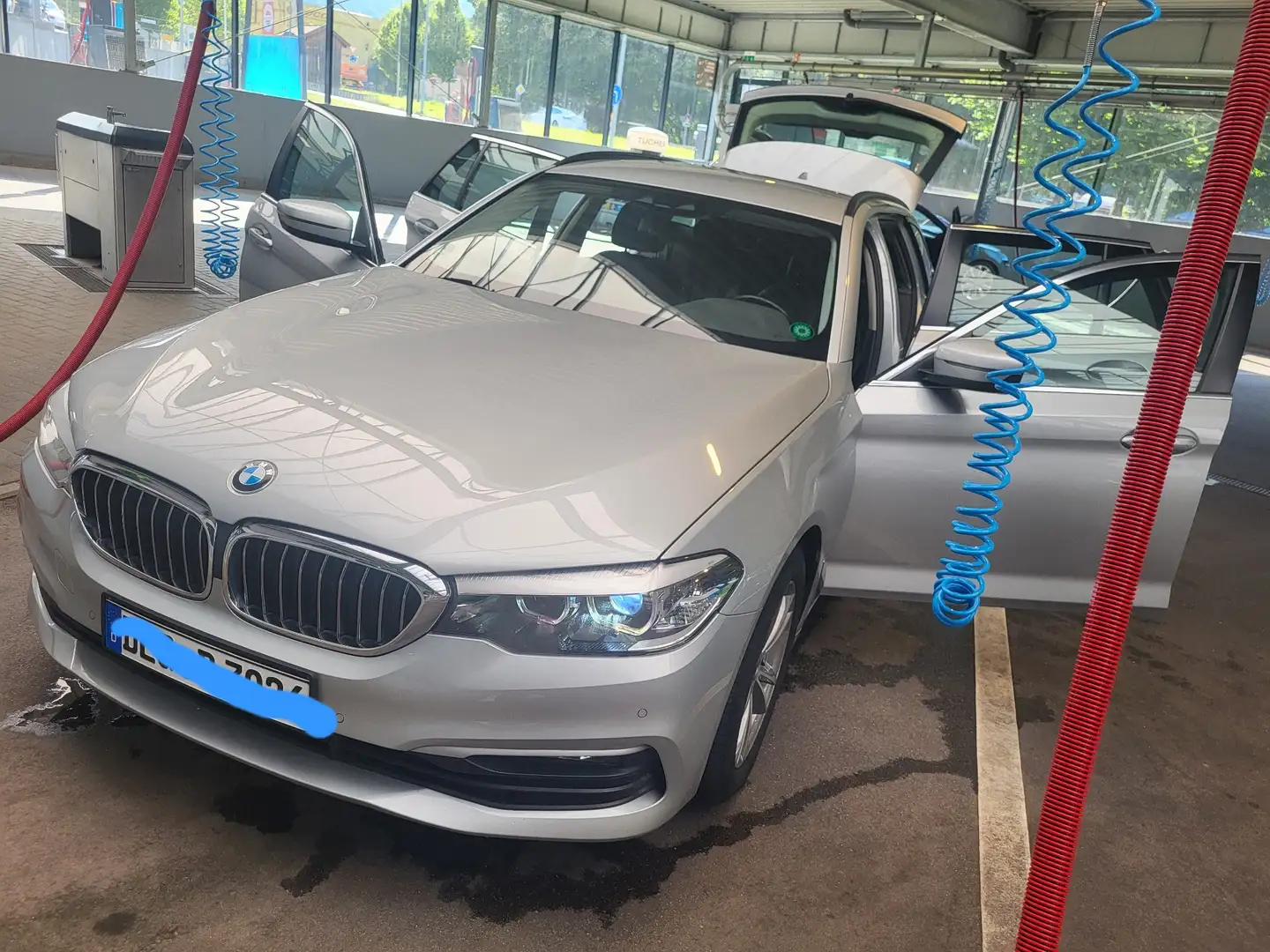 BMW 525 525d Touring Aut. Sport Line - 2