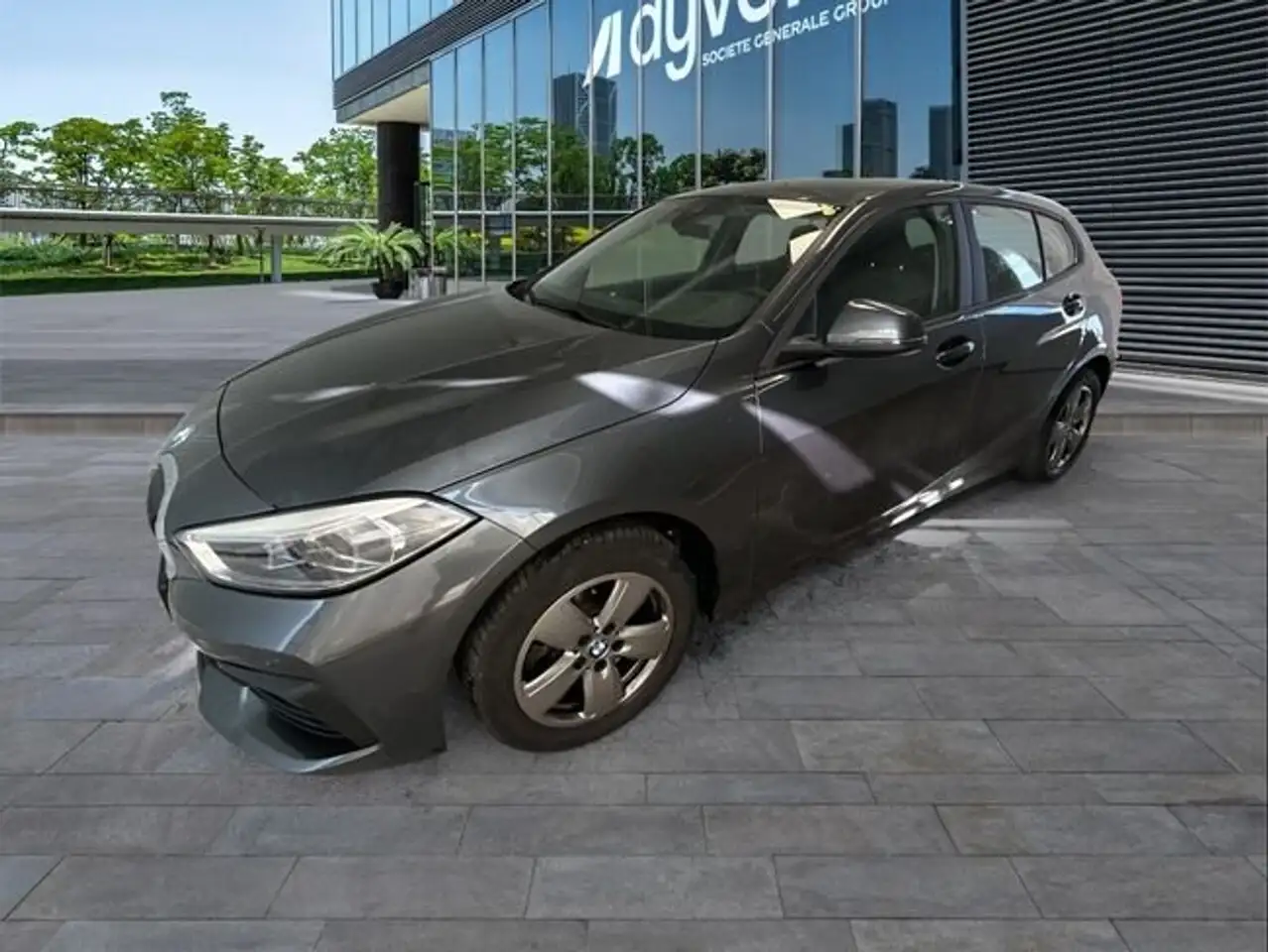 BMW 118