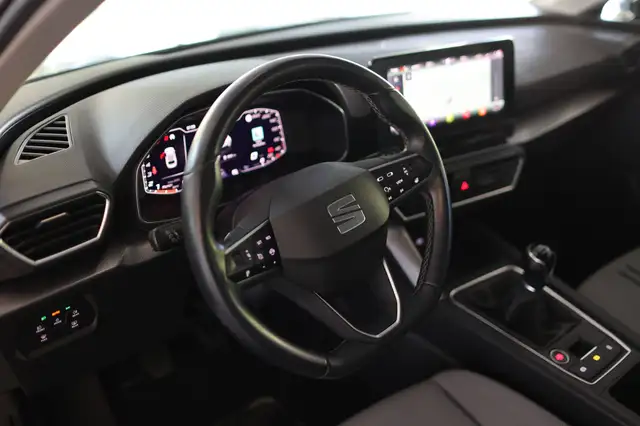 Seat Leon Leon view 10