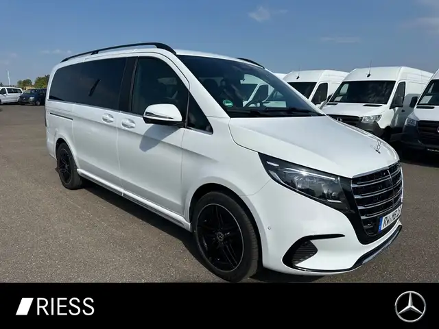 Mercedes-Benz null