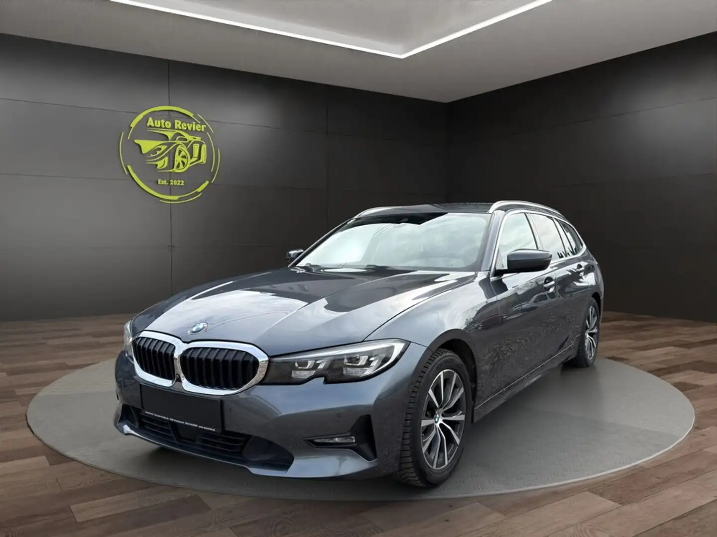 BMW 318 d Advantage **inkl.- AHK** Grau - 1