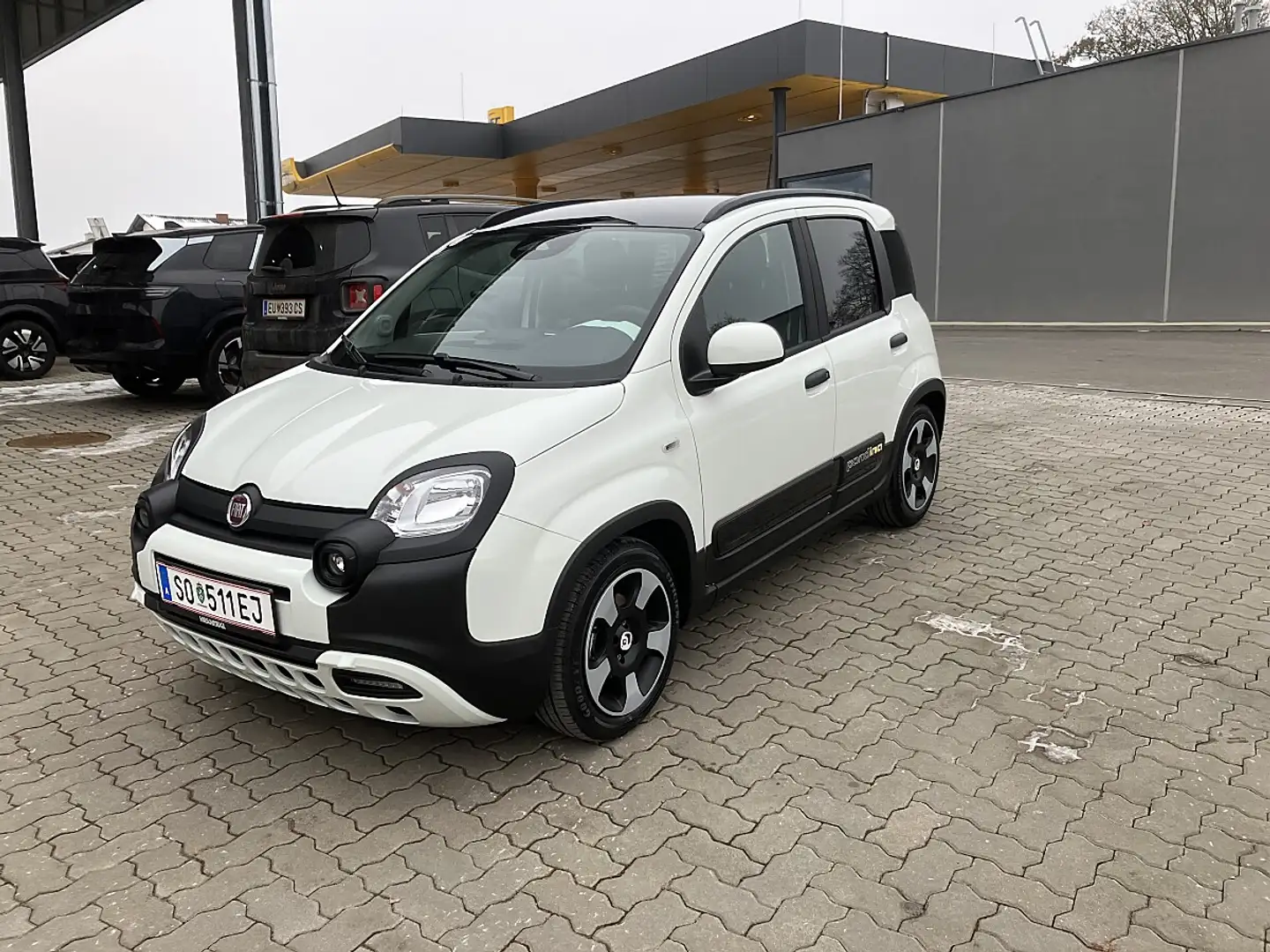 Fiat Panda Pandina Hybrid 70 Cross Weiß - 1